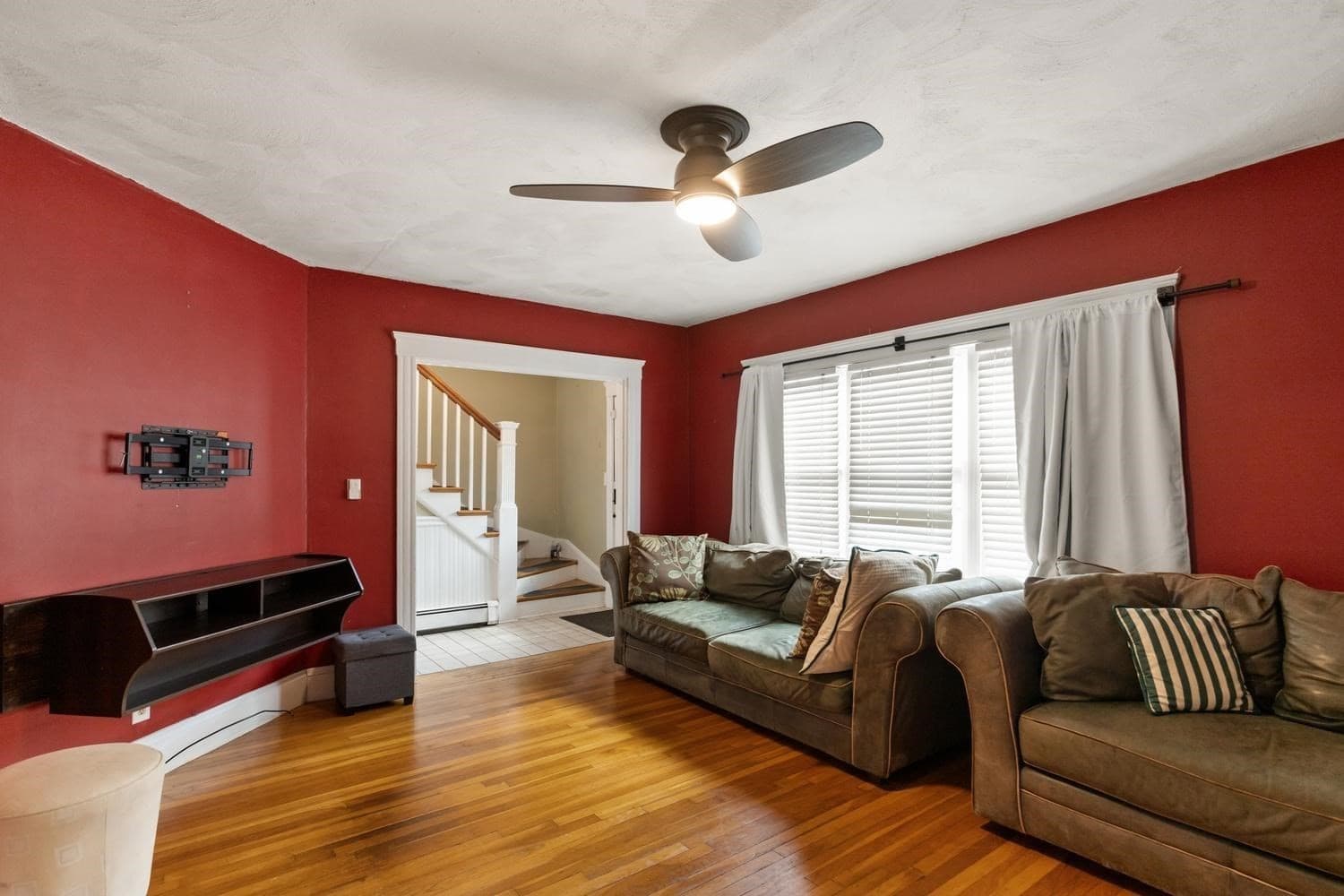 Single Family Residence at 223 Linwood St, Lynn MA 01905, Lynn, photo 4 of 34