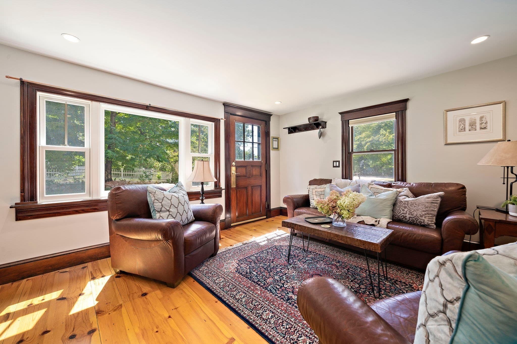 Single Family Residence at 16 Oakland Ave, Hanover MA 02339, Hanover, photo 6 of 26