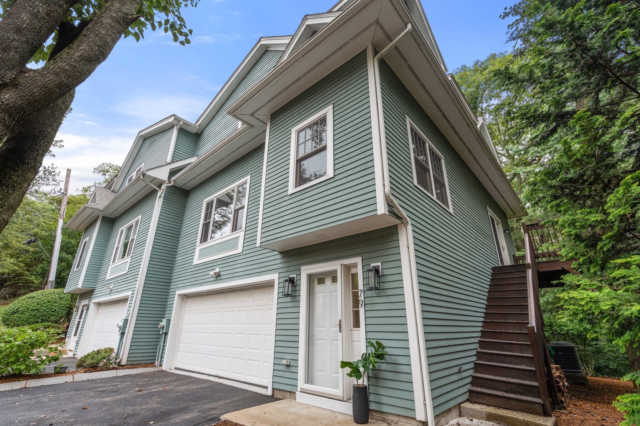 Condominium at 79 Beecher Pl # 5, Newton MA 02459, Newton, photo 3 of 30