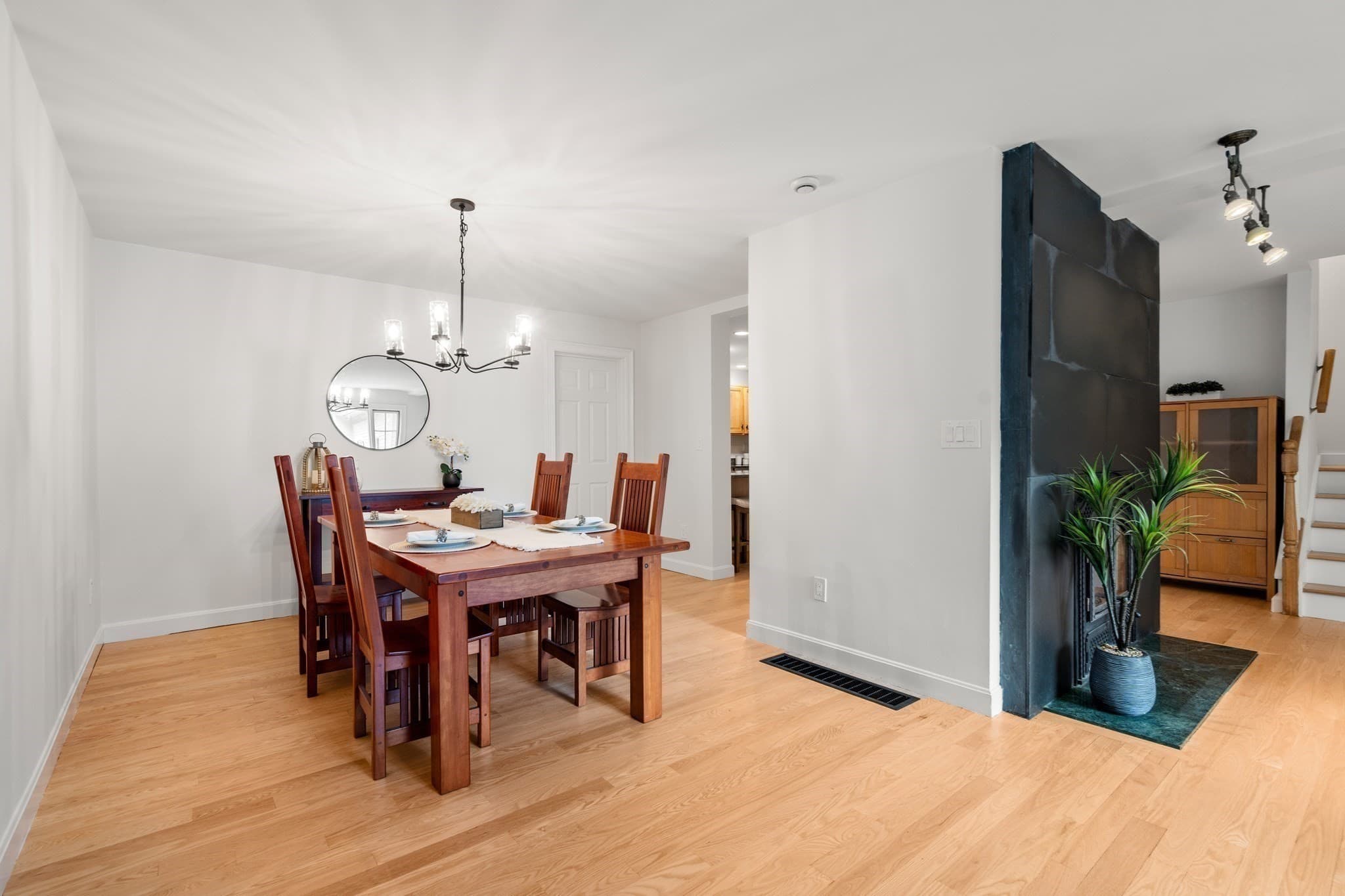 Condominium at 79 Beecher Pl # 5, Newton MA 02459, Newton, photo 8 of 30