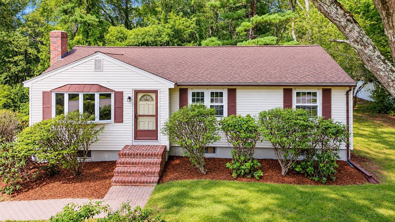 35 Forge Village Rd, Westford MA 01886