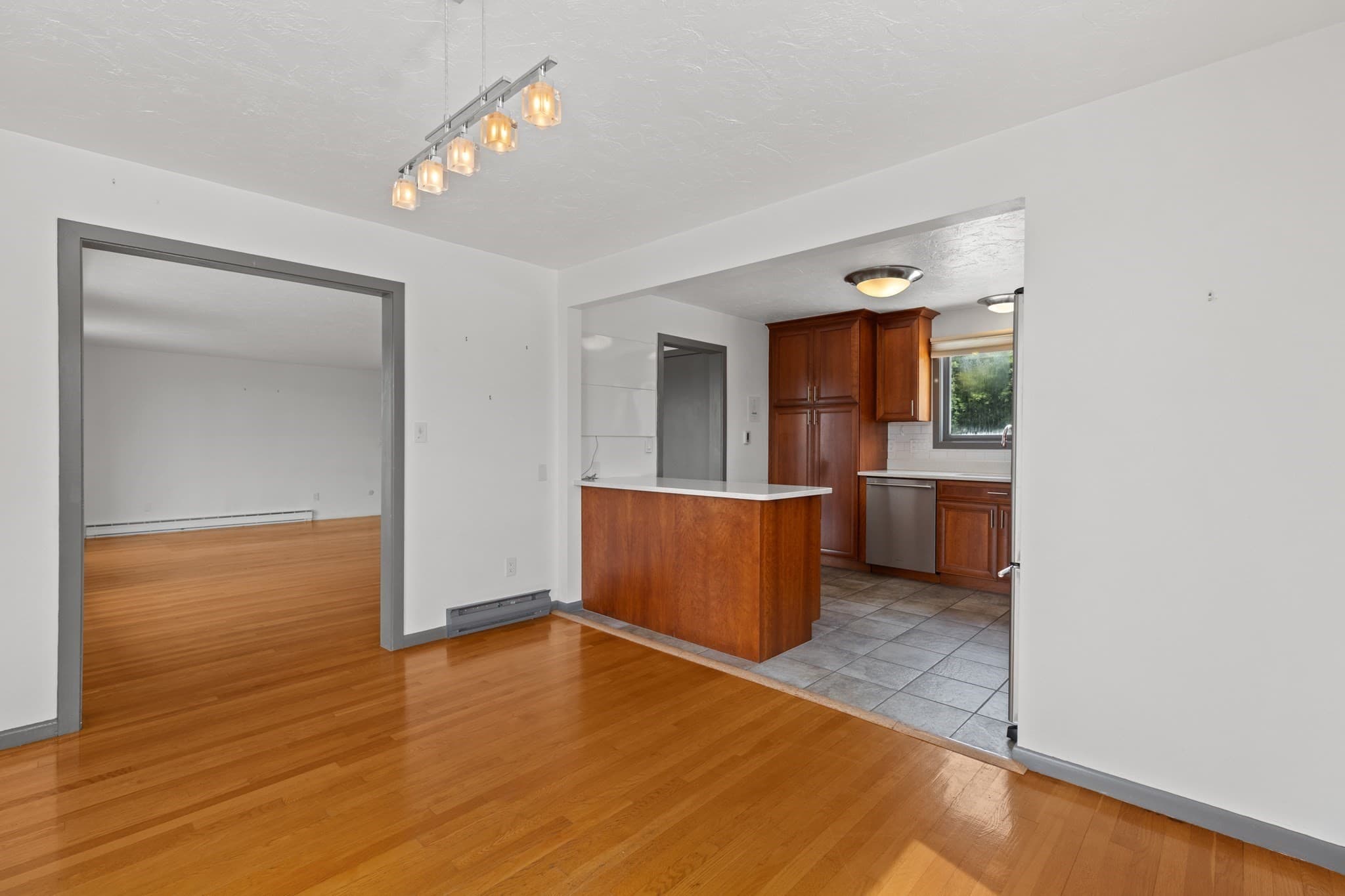 Condominium at 20 Hamilton Rd # 401, Arlington MA 02474, Arlington, photo 13 of 38