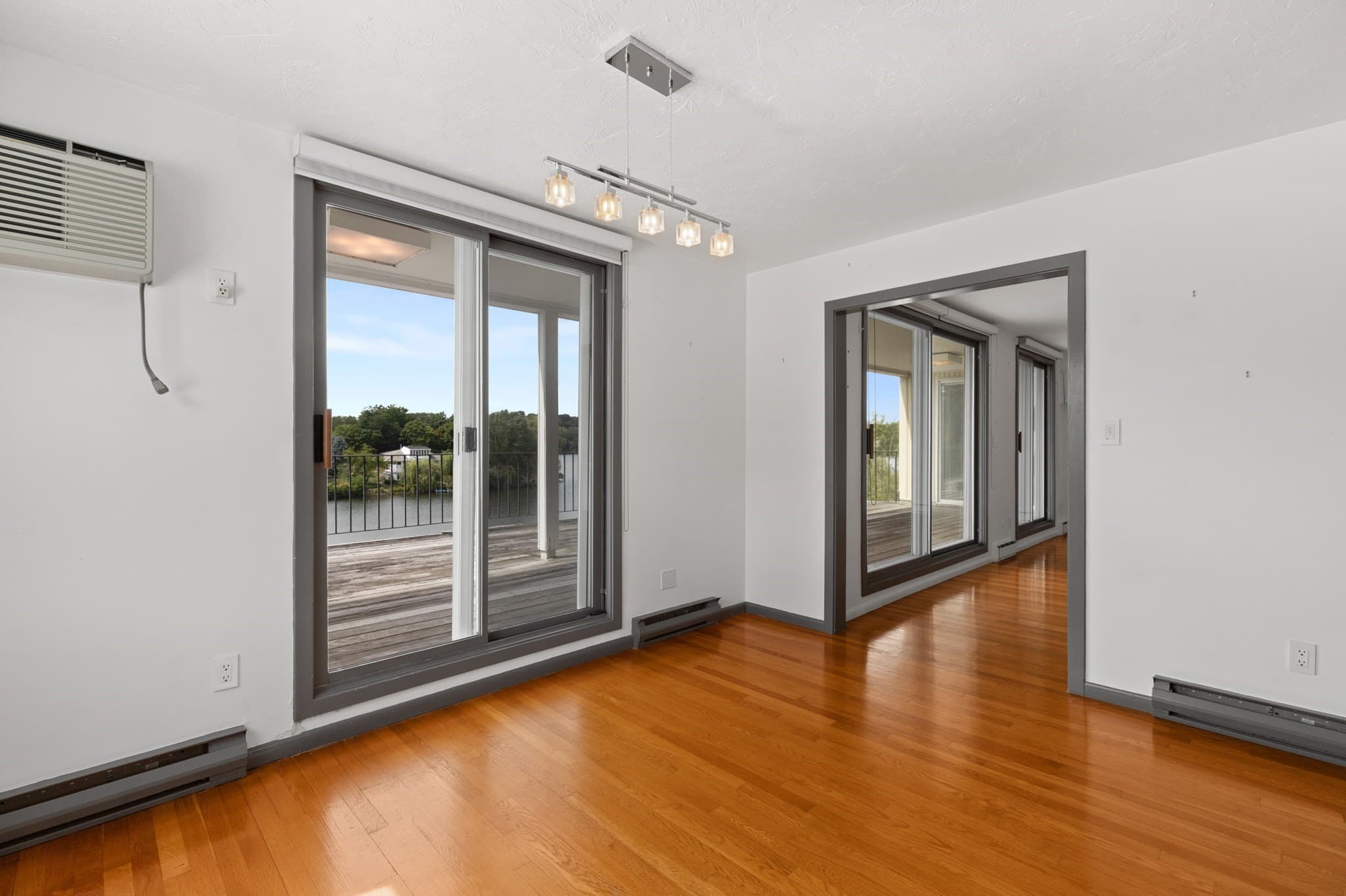 Condominium at 20 Hamilton Rd # 401, Arlington MA 02474, Arlington, photo 9 of 38