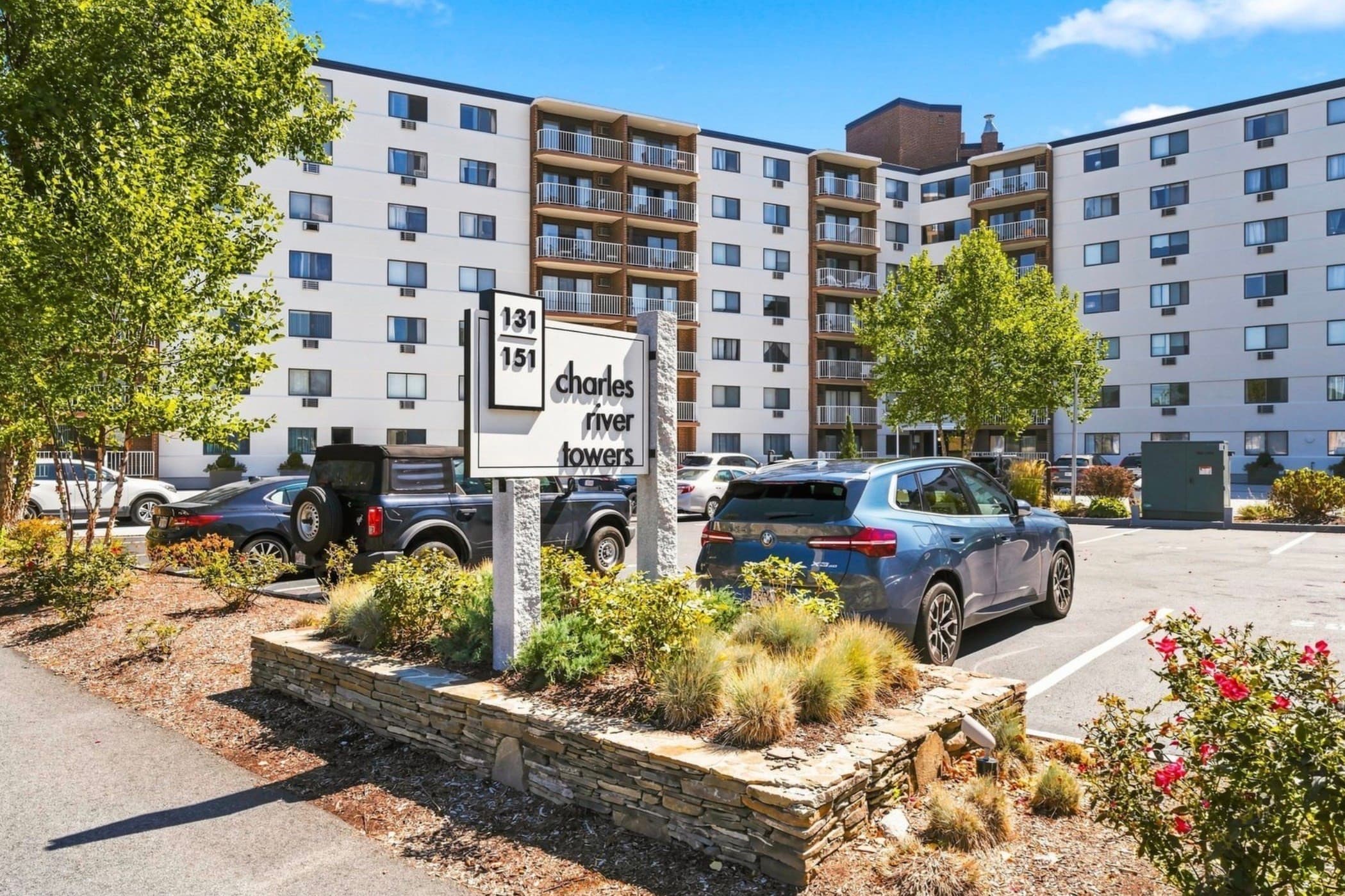 151 Coolidge Avenue # 413, Watertown MA 02472