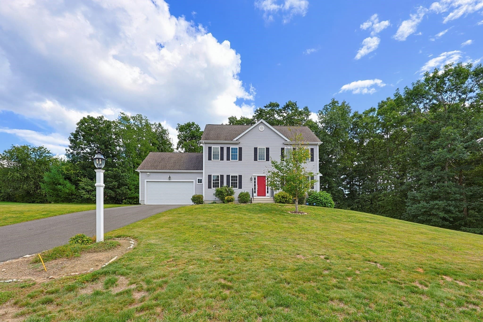Single Family Residence at 15 Willow Brook Lane, Blackstone MA 01504, Blackstone, photo 2 of 39