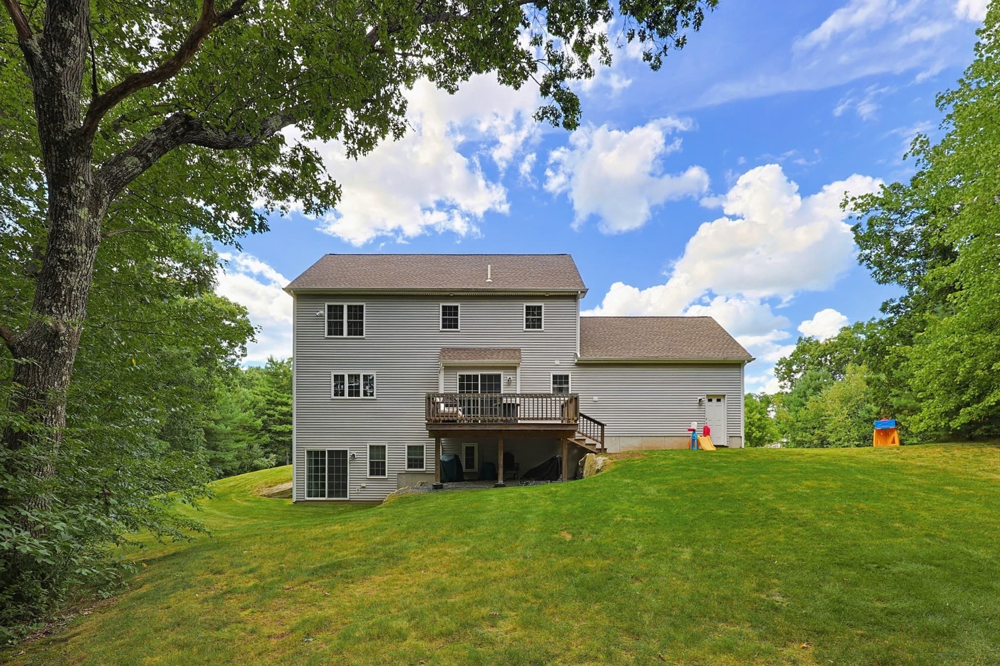Single Family Residence at 15 Willow Brook Lane, Blackstone MA 01504, Blackstone, photo 36 of 39