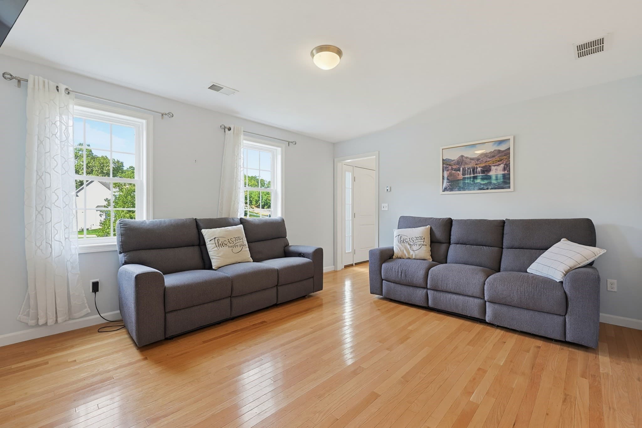 Single Family Residence at 15 Willow Brook Lane, Blackstone MA 01504, Blackstone, photo 5 of 39