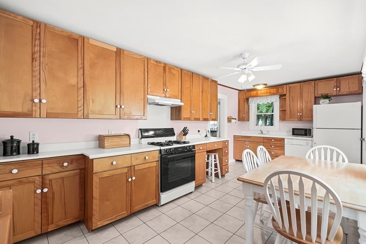 Single Family Residence at 89 Bedford Street, Waltham MA 02453, photo 4 of 21
