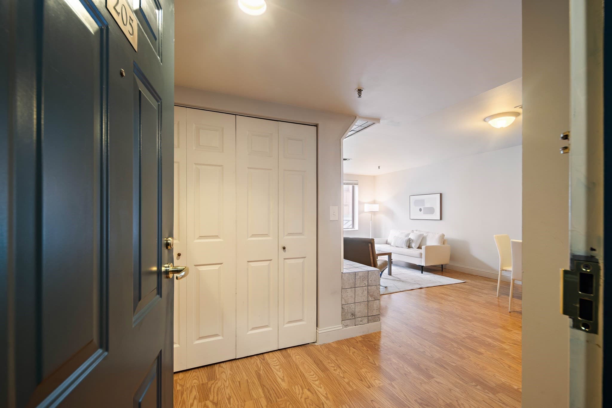 Condominium at 193 Oak St # 205E, Newton MA 02464, Newton, photo 2 of 11