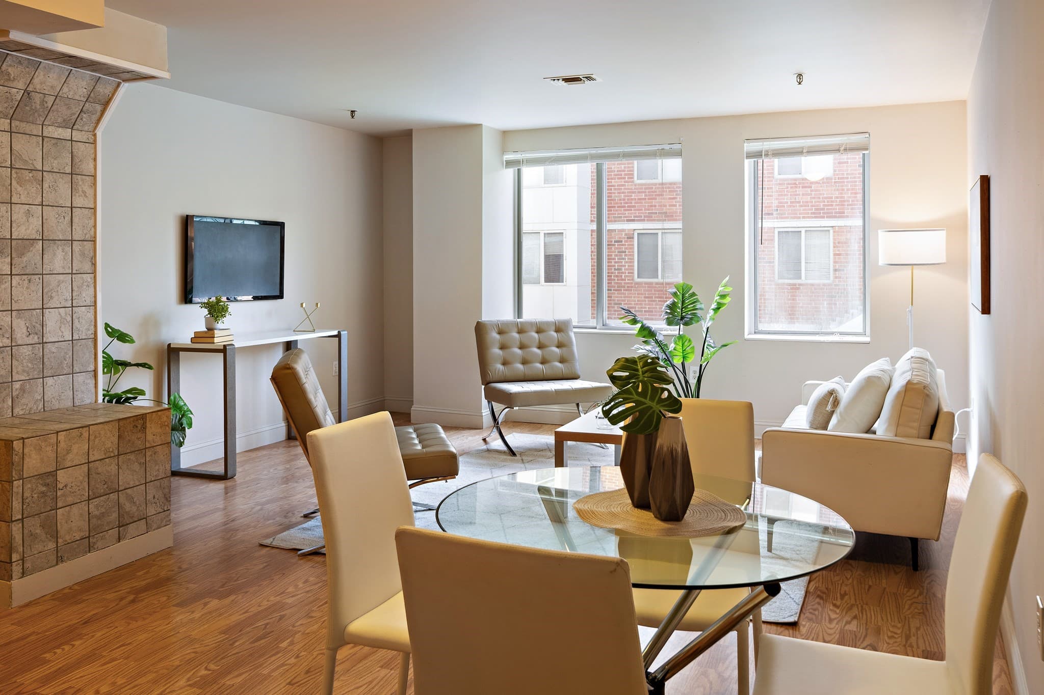 Condominium at 193 Oak St # 205E, Newton MA 02464, Newton, photo 6 of 11
