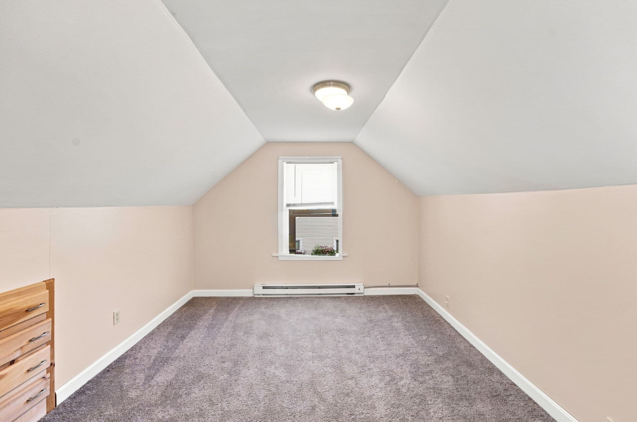 Single Family Residence at 42 7 Mile River Dr, Attleboro MA 02703, Attleboro, photo 17 of 34