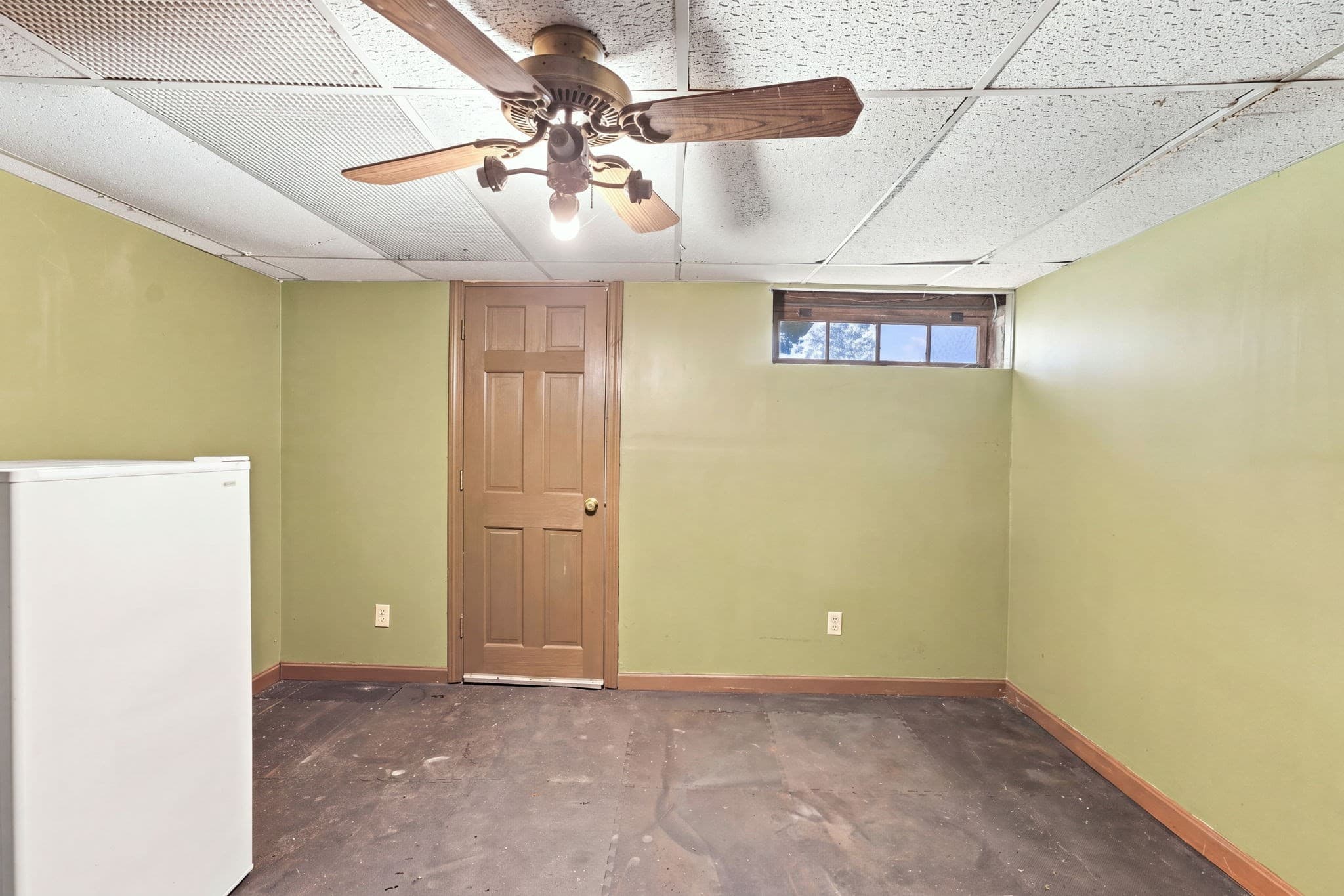 Single Family Residence at 42 7 Mile River Dr, Attleboro MA 02703, Attleboro, photo 22 of 34