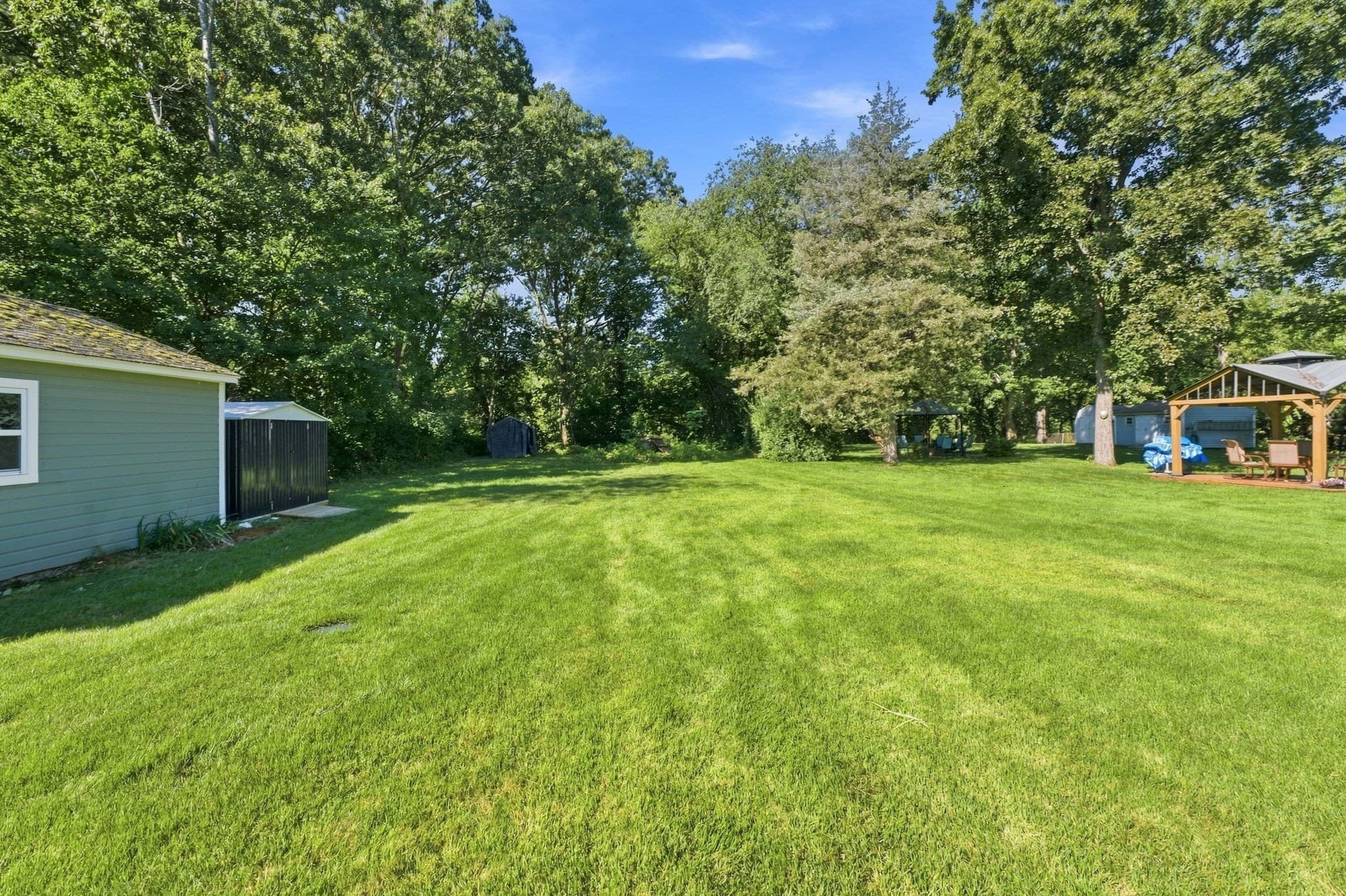 Single Family Residence at 42 7 Mile River Dr, Attleboro MA 02703, Attleboro, photo 32 of 34