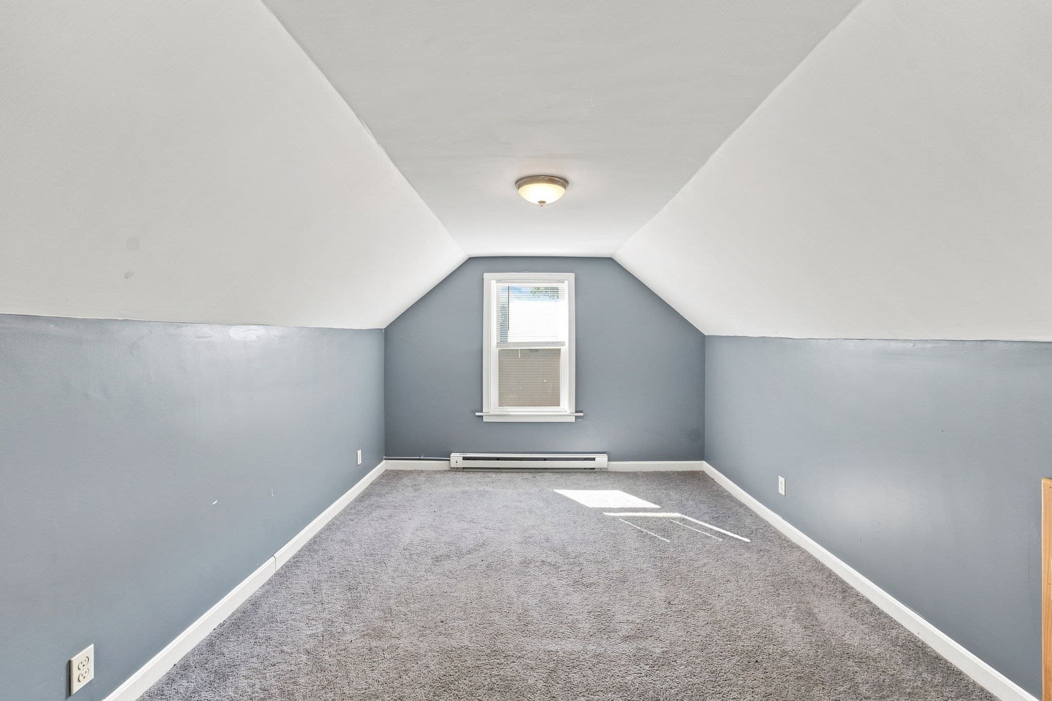 Single Family Residence at 42 7 Mile River Dr, Attleboro MA 02703, Attleboro, photo 19 of 34