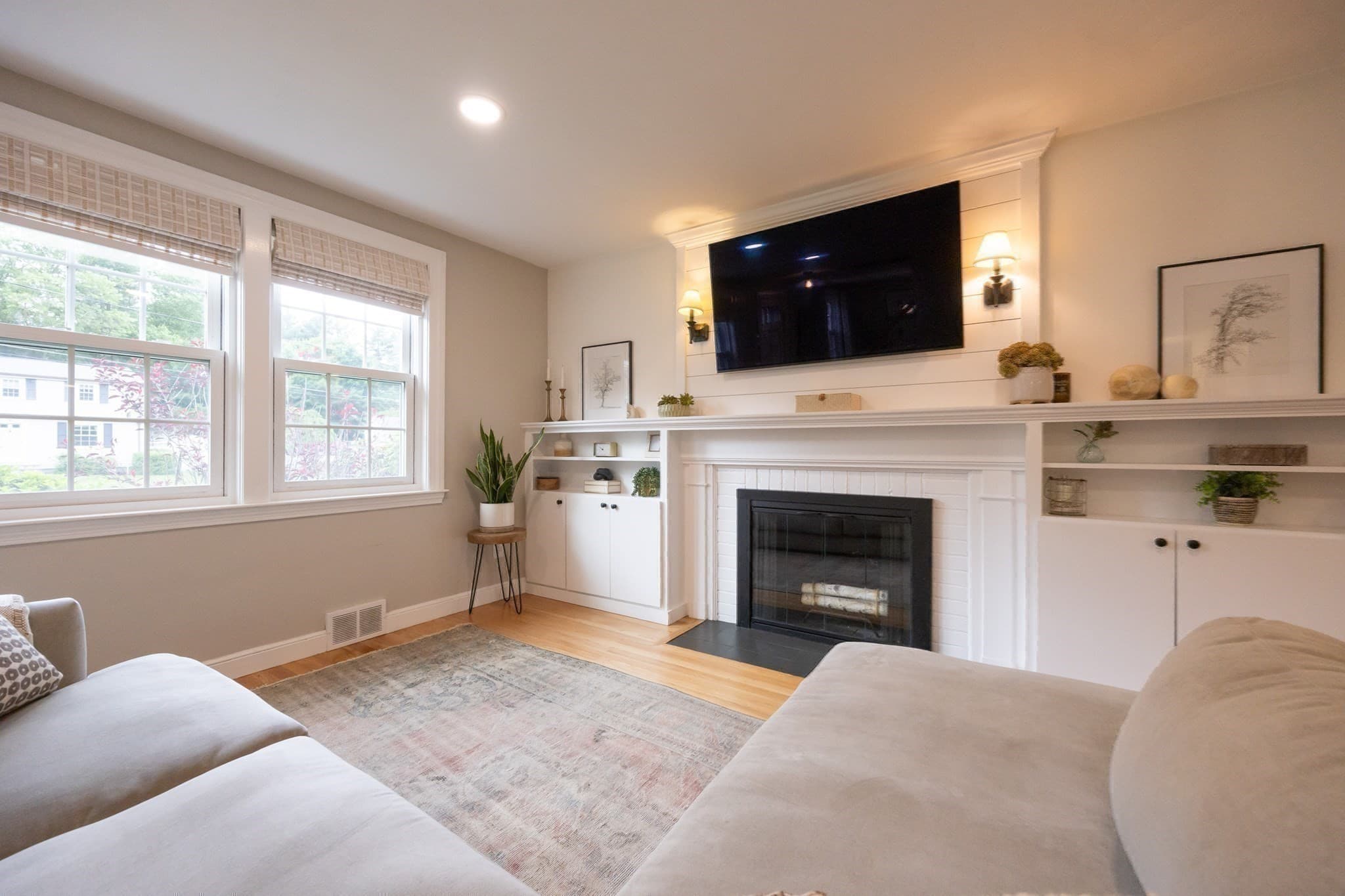 Single Family Residence at 47 Jarr Brook Rd, Holliston MA 01746, Holliston, photo 5 of 41