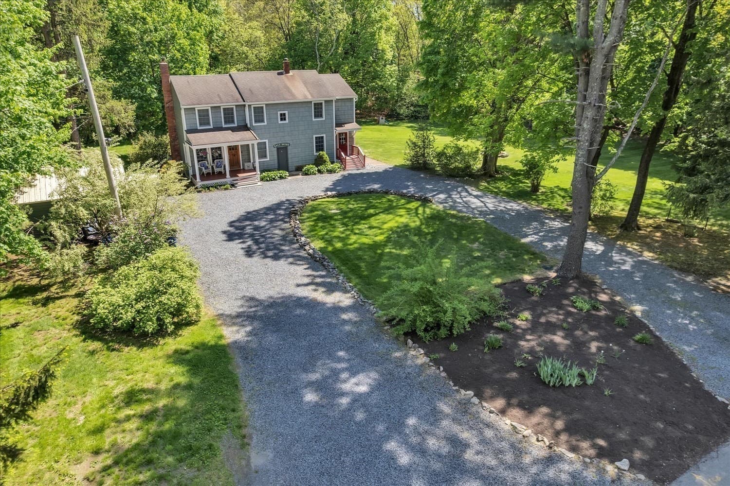22 Reservoir St, Seekonk MA 02771