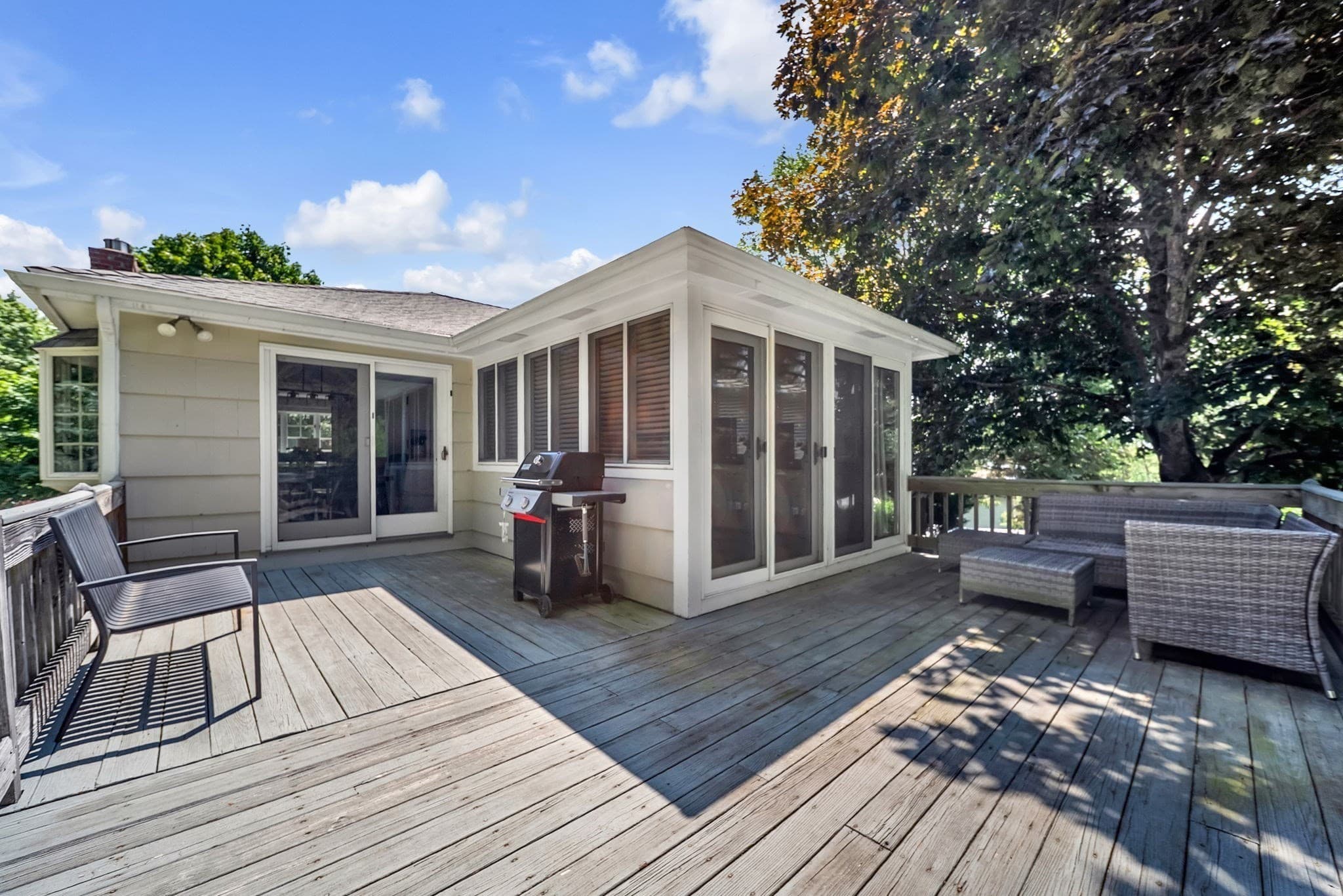 Single Family Residence at 32 Briarwood Rd, Framingham MA 01701, Framingham, photo 15 of 20