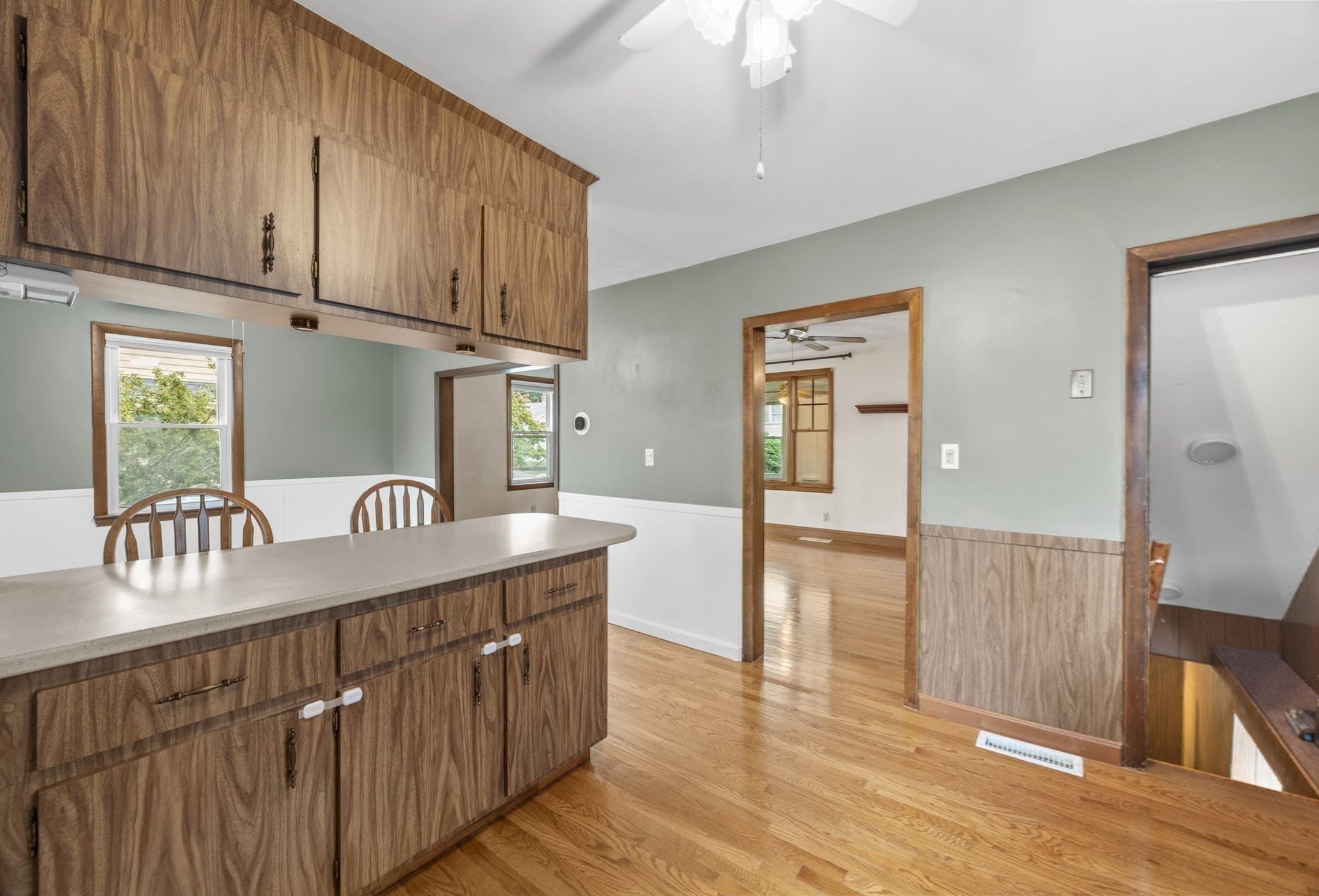 Single Family Residence at 61 Edgemont Rd, Braintree MA 02184, Braintree, photo 13 of 39
