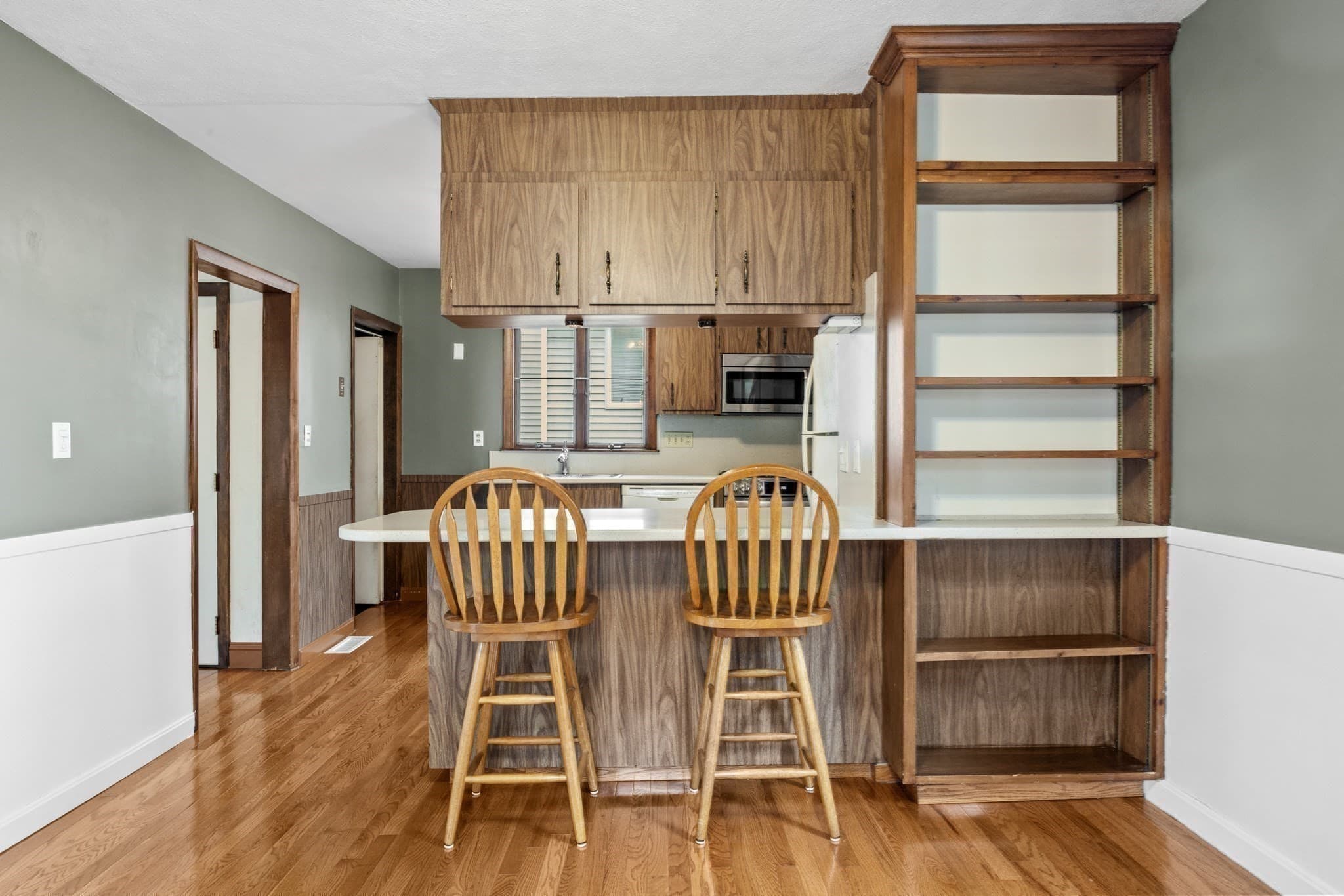 Single Family Residence at 61 Edgemont Rd, Braintree MA 02184, Braintree, photo 12 of 39