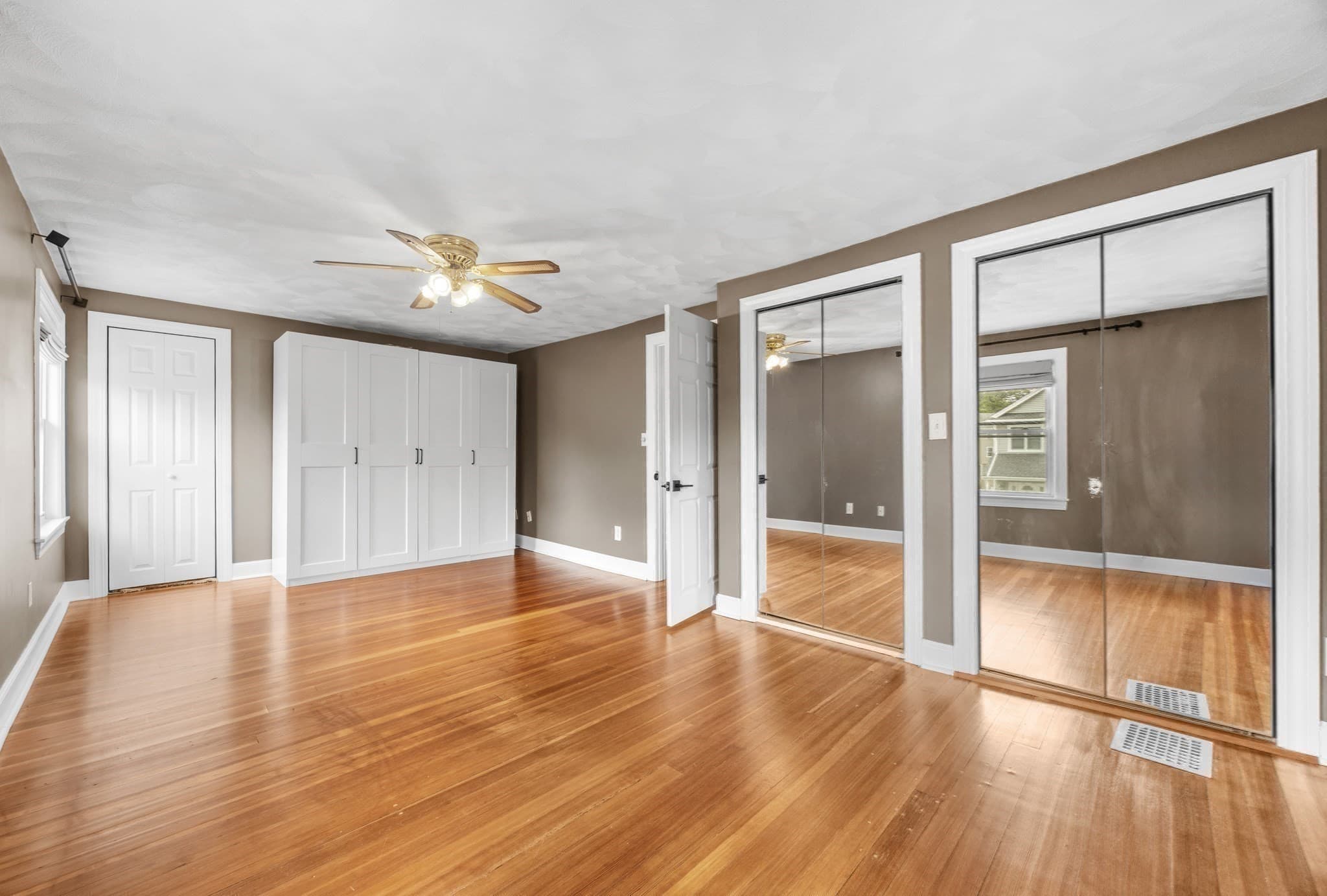 Single Family Residence at 61 Edgemont Rd, Braintree MA 02184, Braintree, photo 22 of 39
