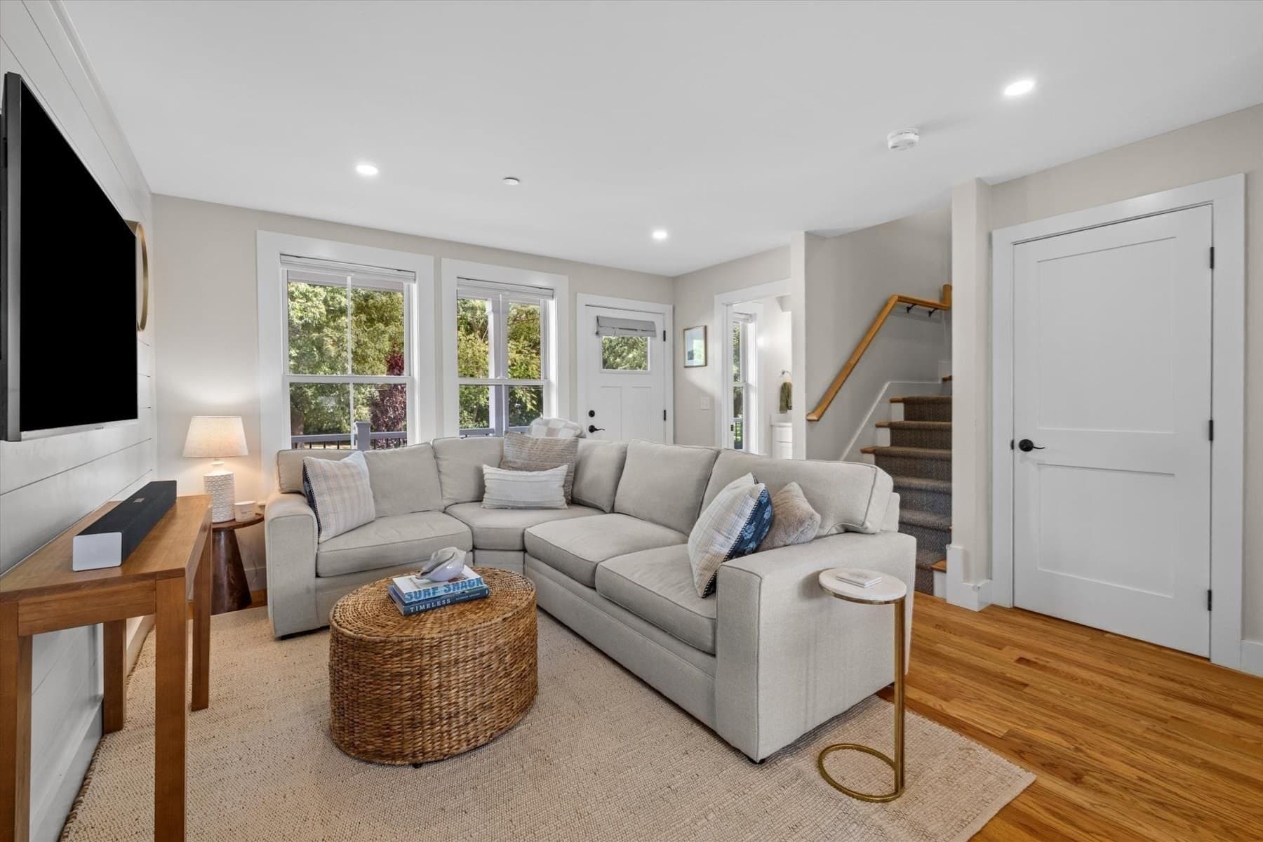 Condominium at 6 Macdonald Terr # D, Scituate MA 02066, Scituate, photo 3 of 24