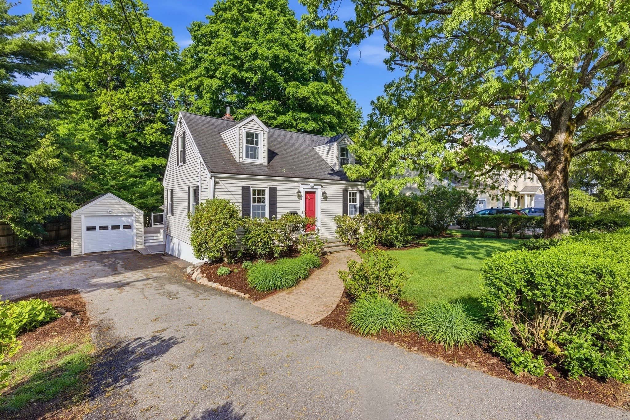 Single Family Residence at 213 Hunnewell Street, Needham MA 02494, Needham, photo 3 of 41