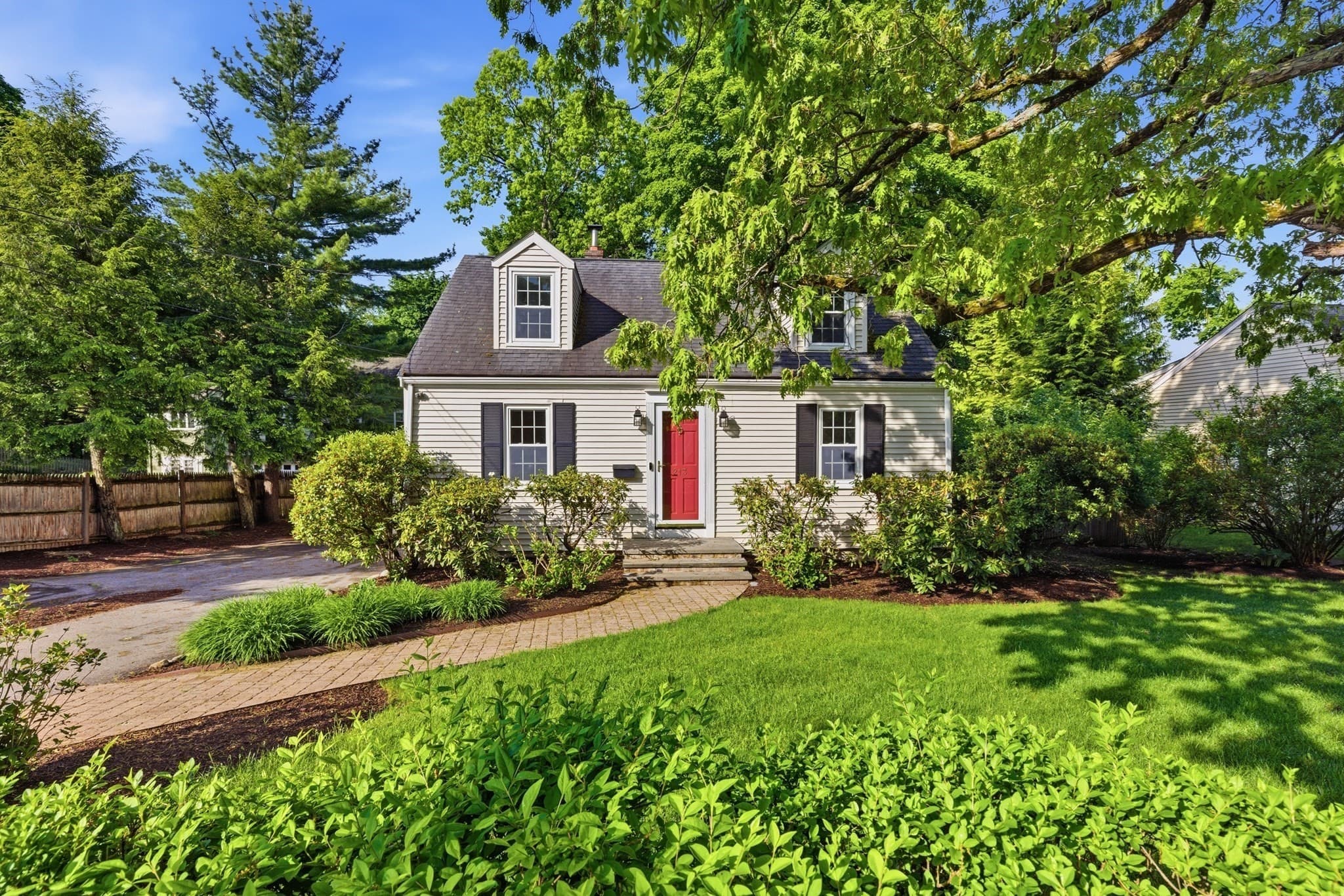 Single Family Residence at 213 Hunnewell Street, Needham MA 02494, Needham, photo 4 of 41