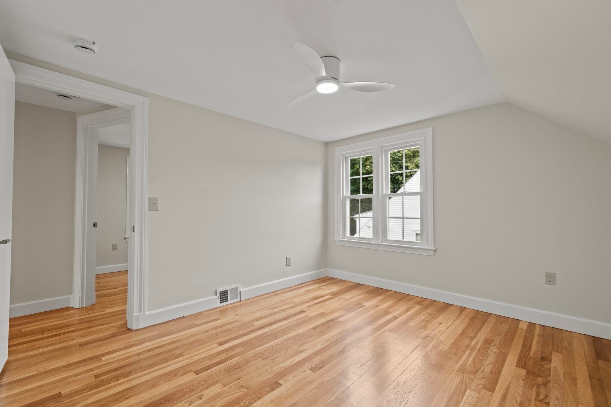 Single Family Residence at 9 Hillside Dr, Nashua NH 03064, Nashua, photo 20 of 39