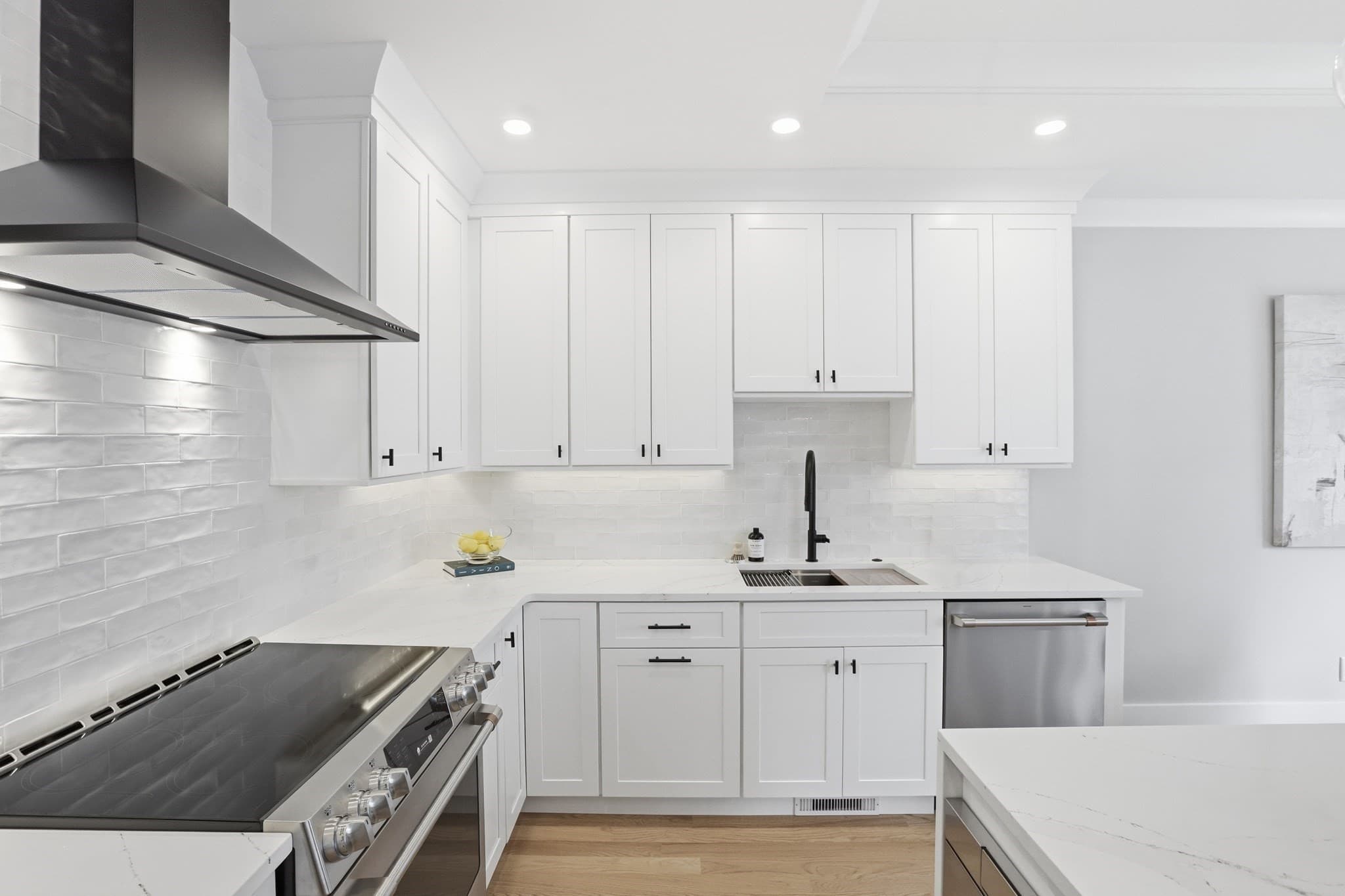 Condominium at 36 Loomis # 102, Bedford MA 01730, Bedford, photo 7 of 17