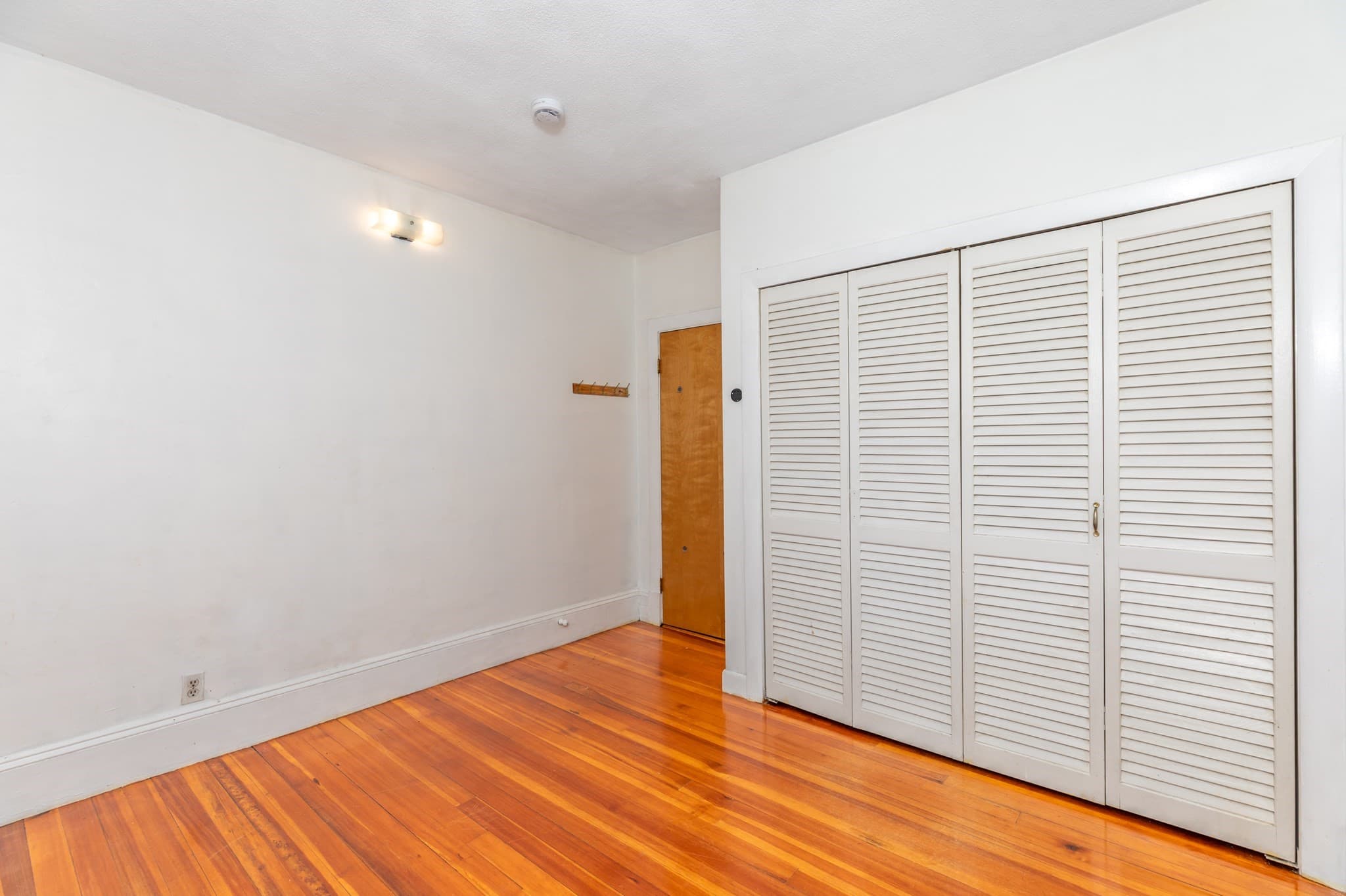 2 Family - 2 Units Up/Down at 1738-1740 North Shore Rd, Revere MA 02151, Revere, photo 15 of 41