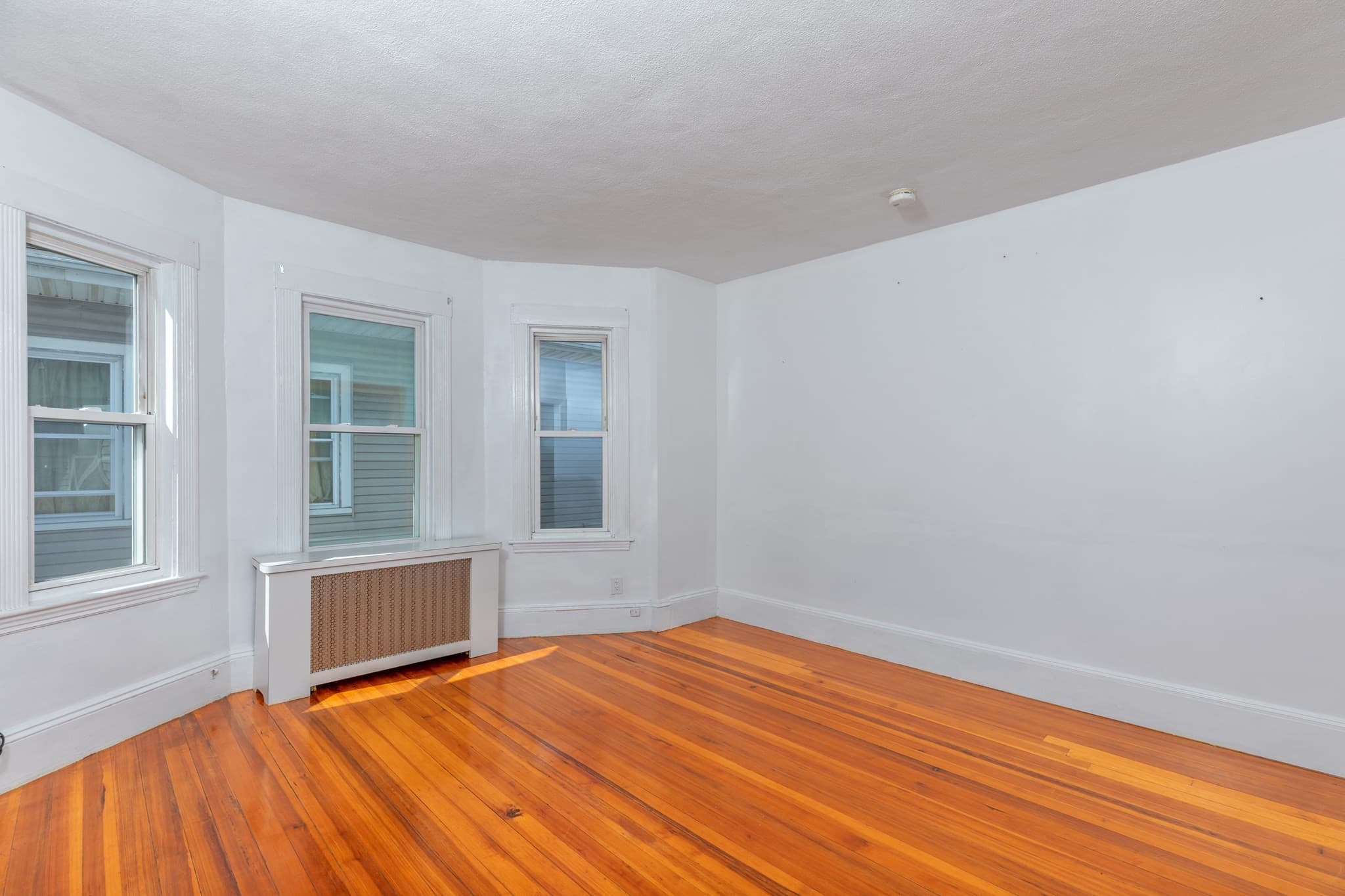 2 Family - 2 Units Up/Down at 1738-1740 North Shore Rd, Revere MA 02151, Revere, photo 4 of 41