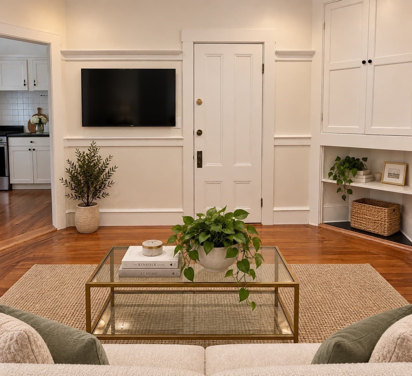 Condominium at 33 Irving St # 1, Boston MA 02114, photo 3 of 16