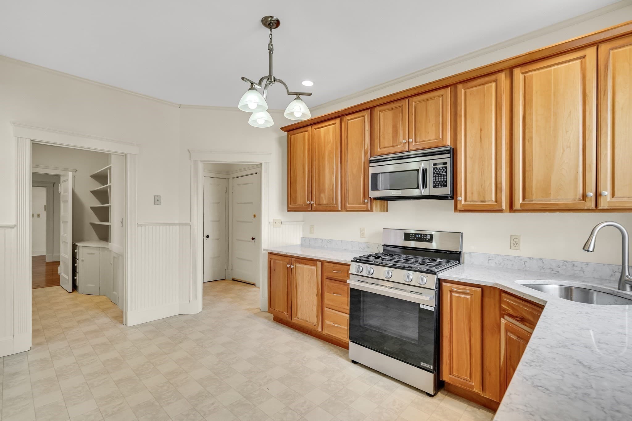 Condominium at 457 Washington # 2, Newton MA 02458, Newton, photo 17 of 28