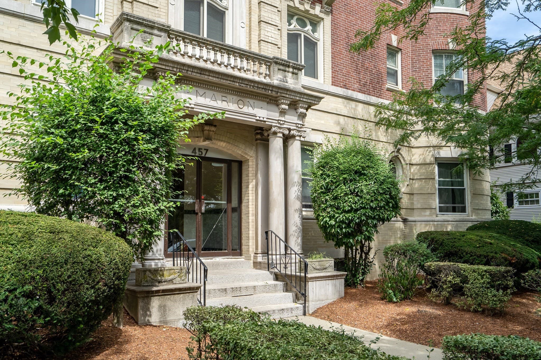 Condominium at 457 Washington # 2, Newton MA 02458, Newton, photo 3 of 28