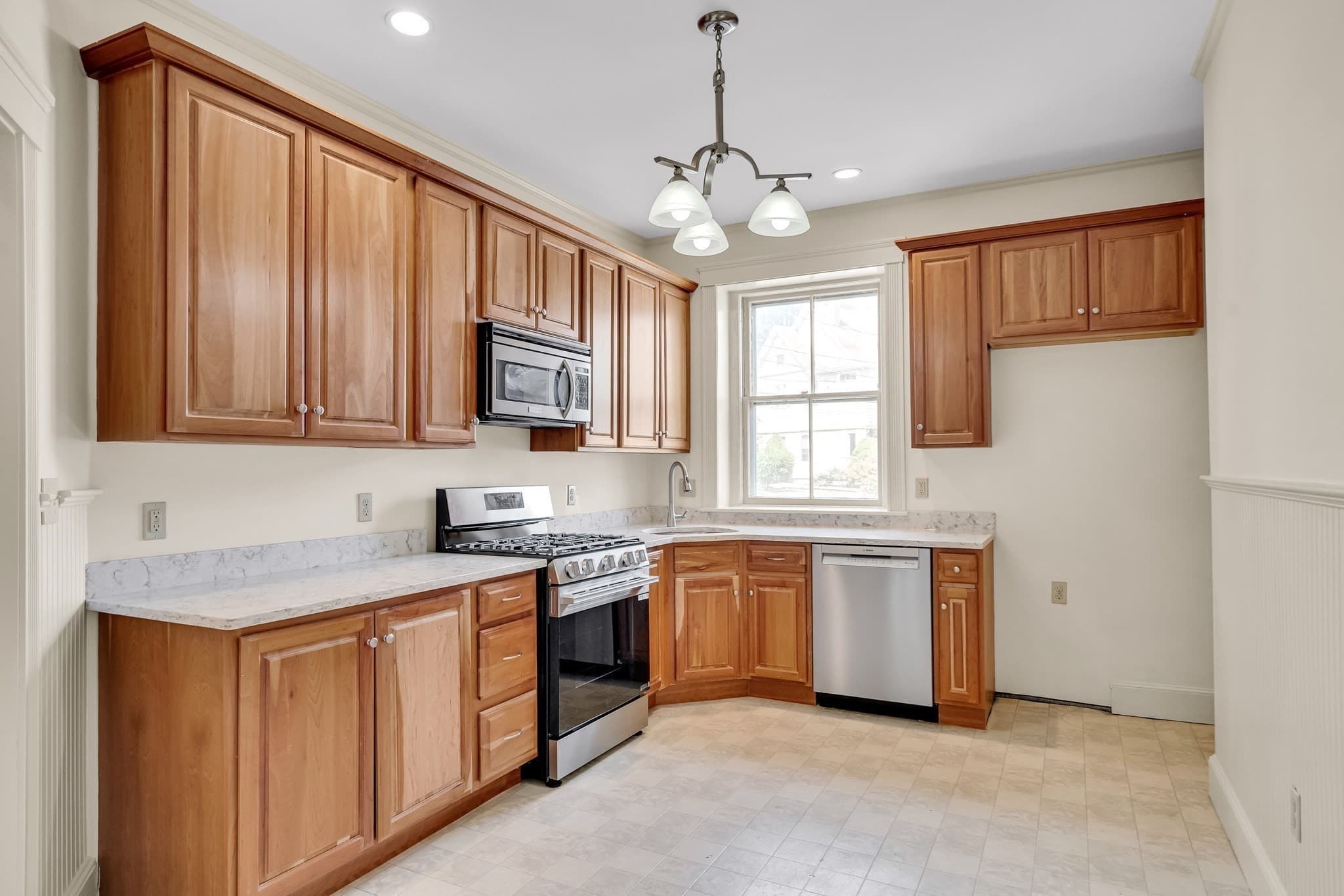 Condominium at 457 Washington # 2, Newton MA 02458, Newton, photo 14 of 28