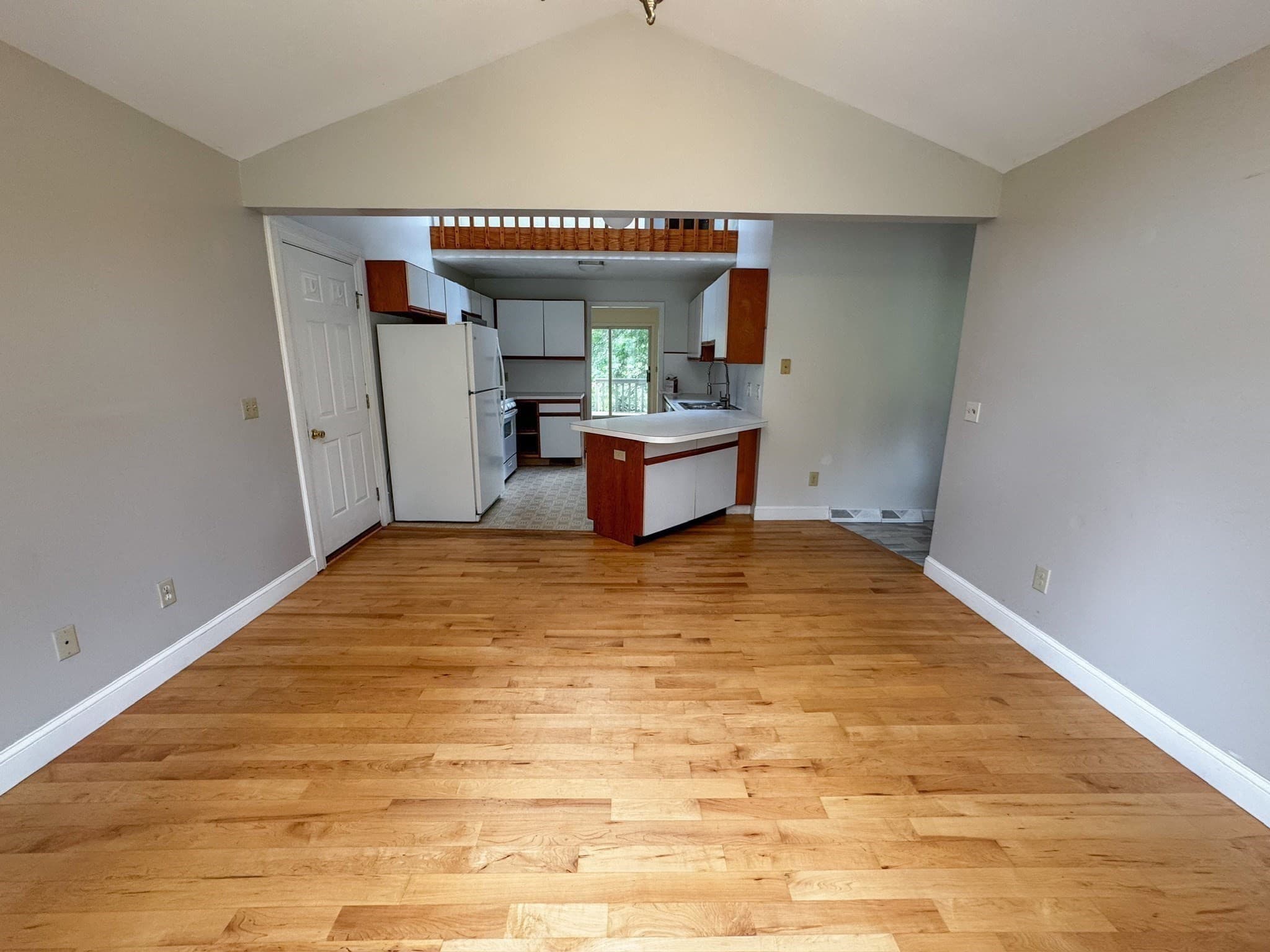 Single Family Residence at 105-107 North Valley Rd, Pelham MA 01002, photo 6 of 42