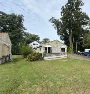 Single Family Residence at 42 Whittier Road, Marlborough MA 01752, Marlborough, photo 3 of 33
