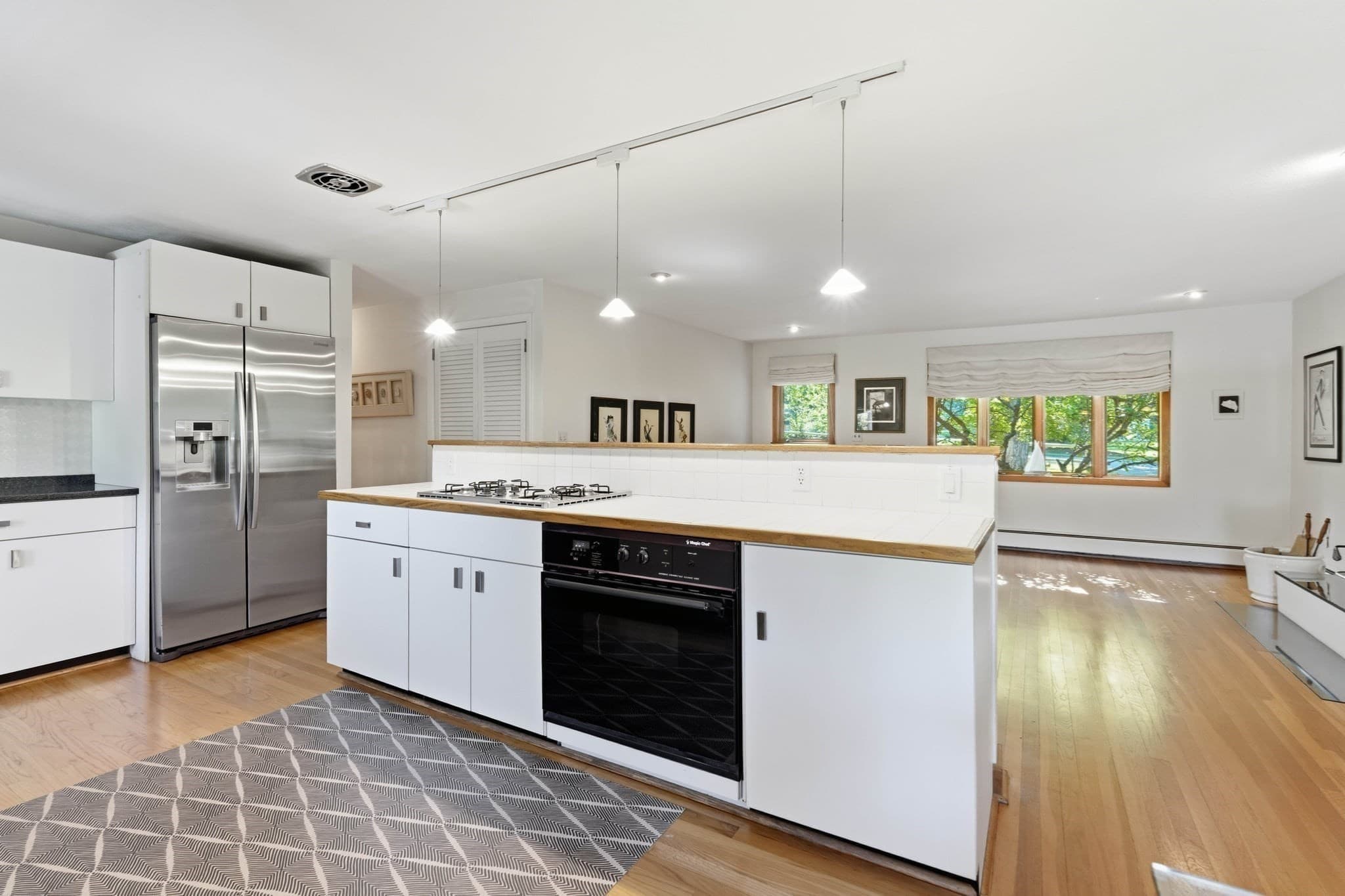 Single Family Residence at 52 Hickory Rd, Sudbury MA 01776, Sudbury, photo 9 of 42