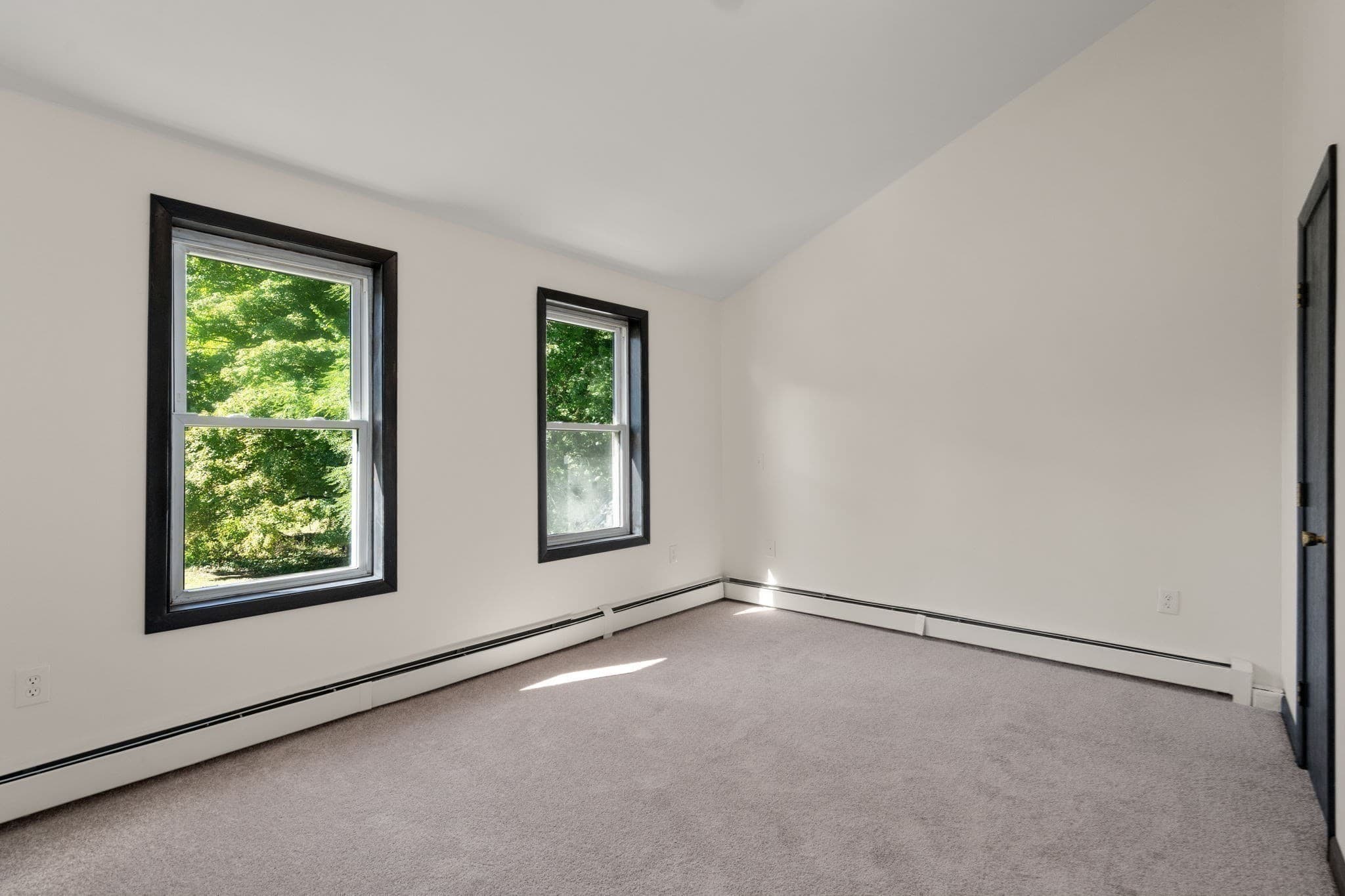 Single Family Residence at 61 Pelham Rd, Amherst MA 01002, Amherst, photo 11 of 35