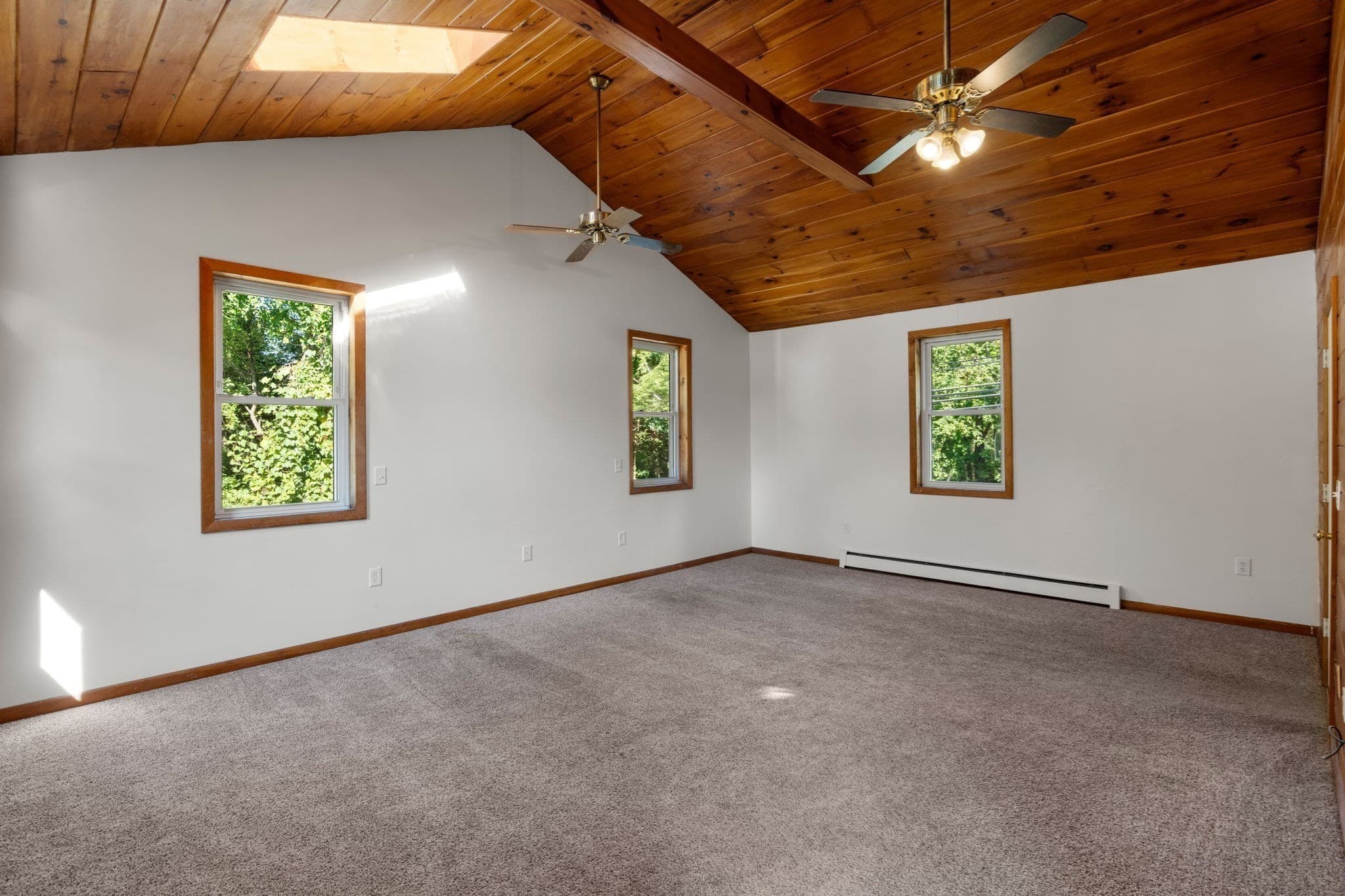 Single Family Residence at 61 Pelham Rd, Amherst MA 01002, Amherst, photo 4 of 35