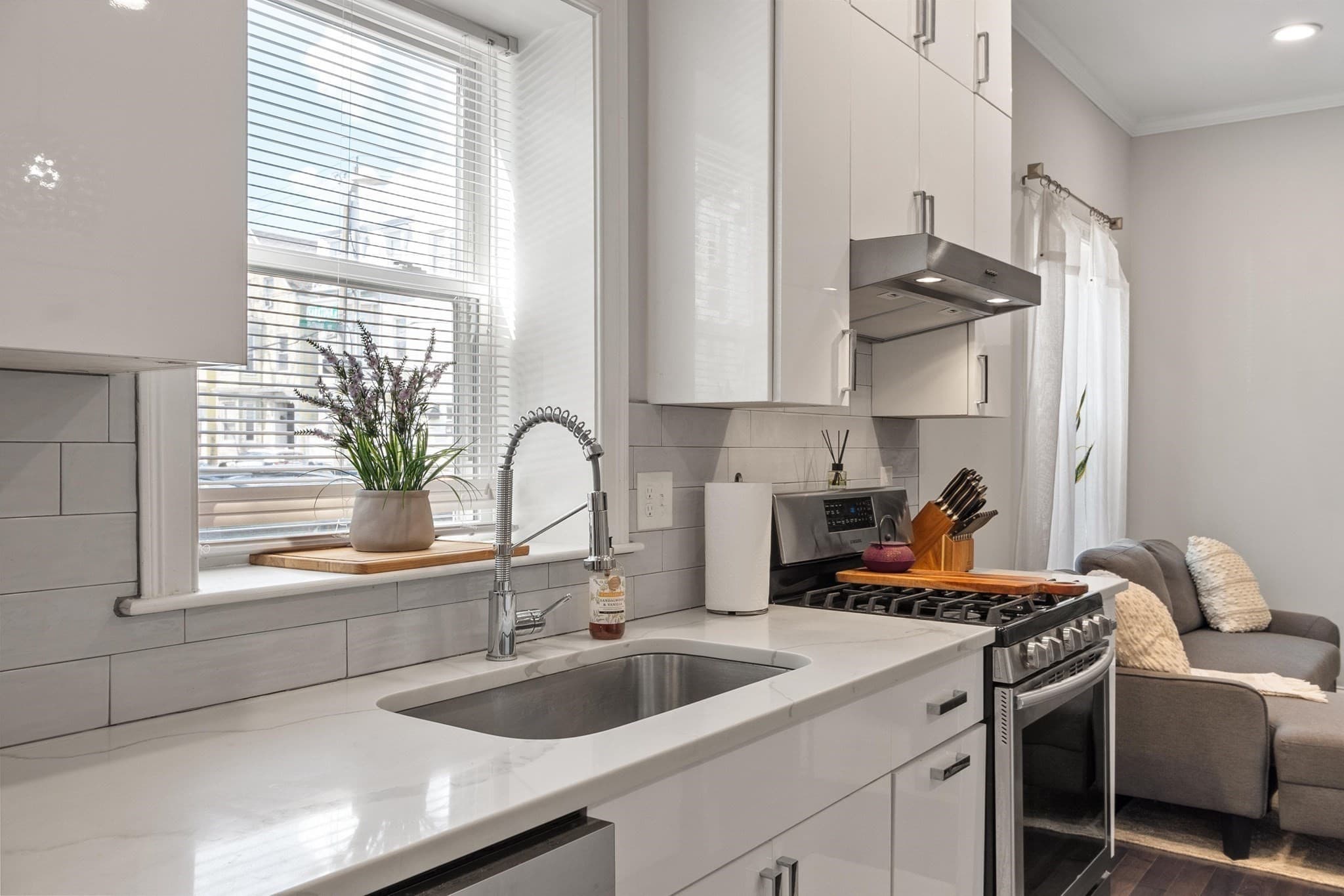 Condominium at 301 Saratoga Street # 1, Boston MA 02128, Boston, photo 3 of 27