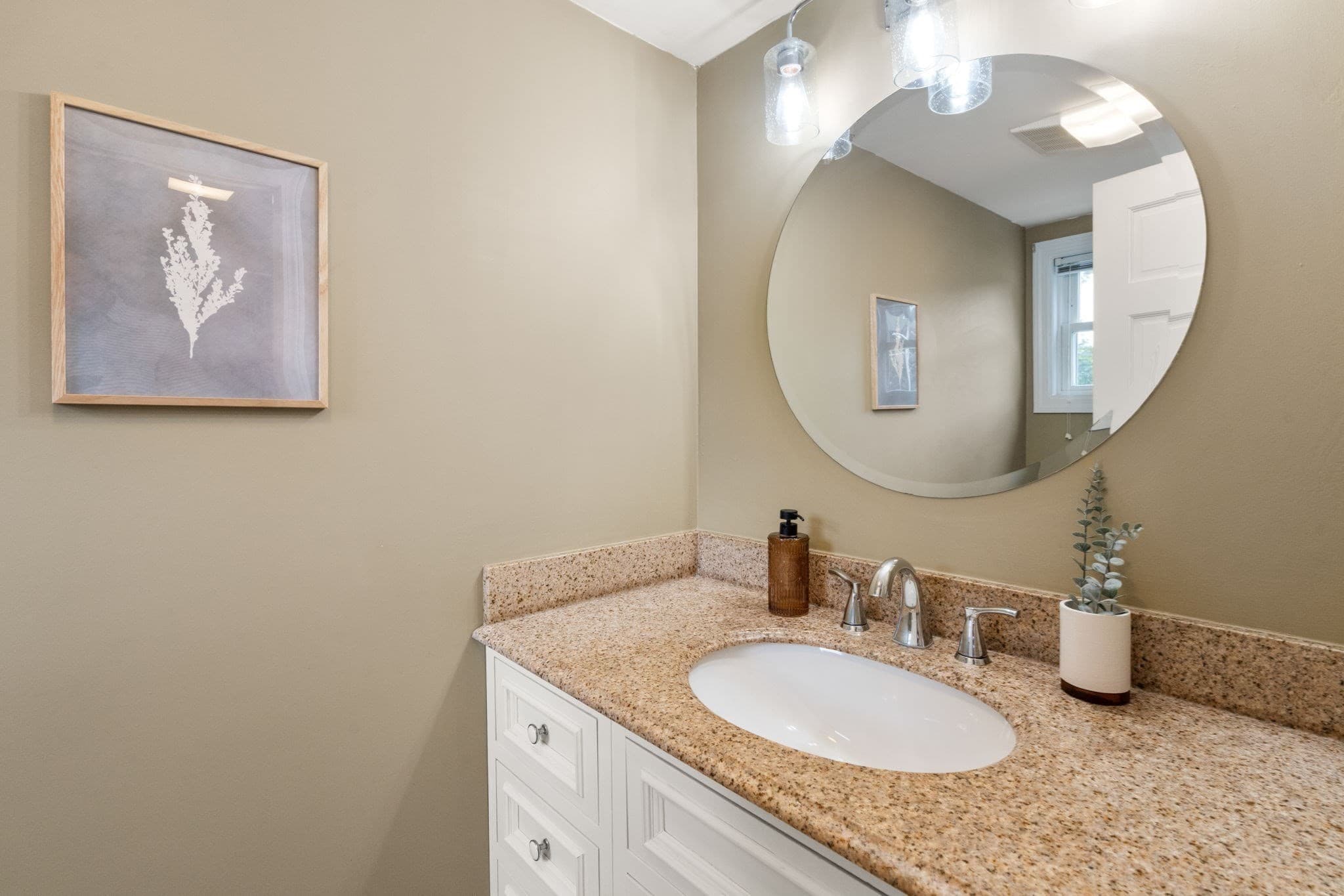 Single Family Residence at 90 Crickett Road, Brockton MA 02301, Brockton, photo 6 of 40