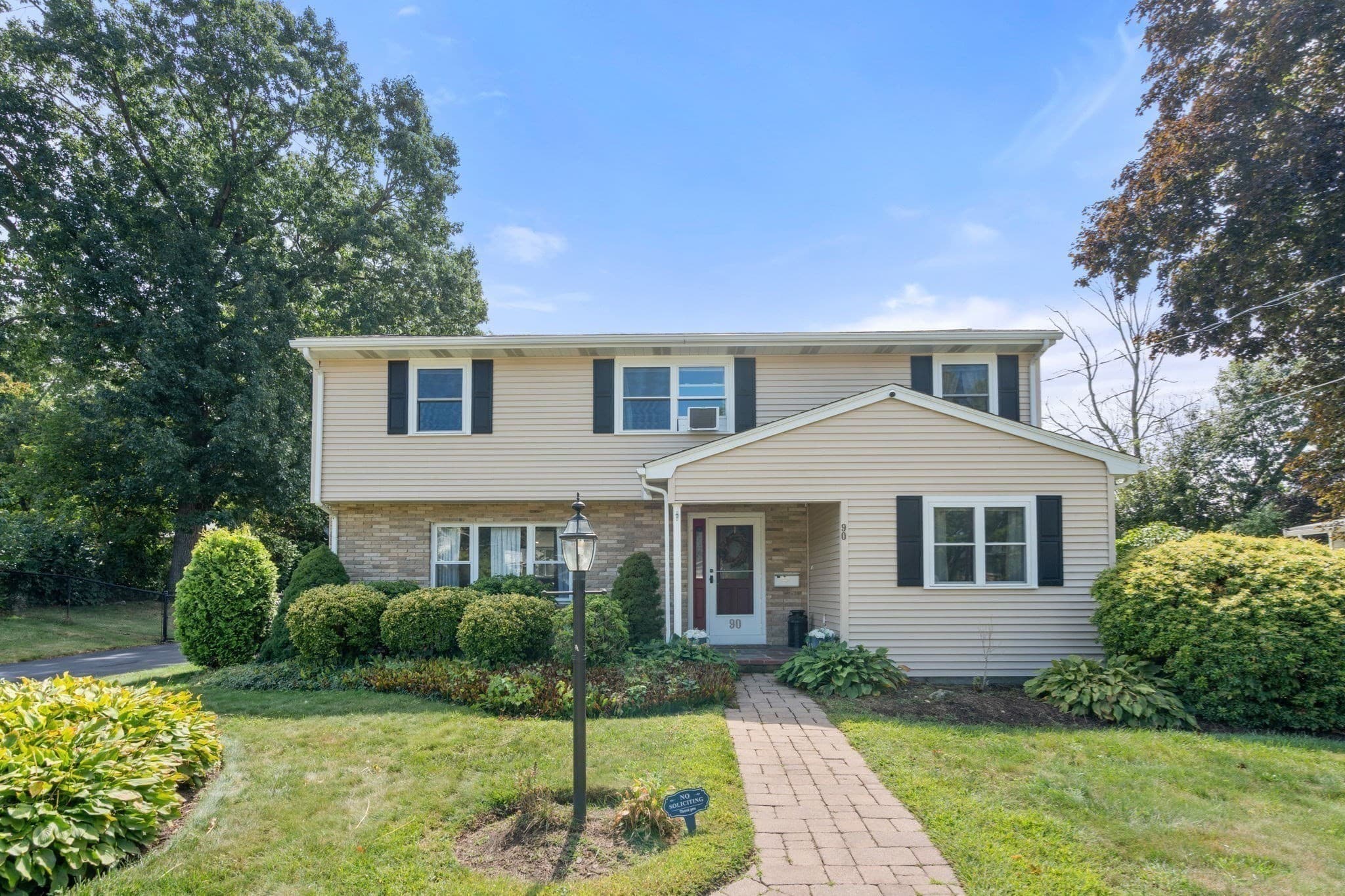 Single Family Residence at 90 Crickett Road, Brockton MA 02301, Brockton, photo 32 of 40