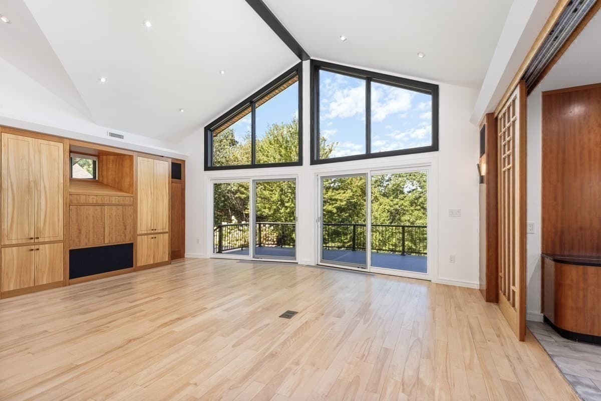 Single Family Residence at 245 Linden Street, Boylston MA 01505, photo 6 of 42