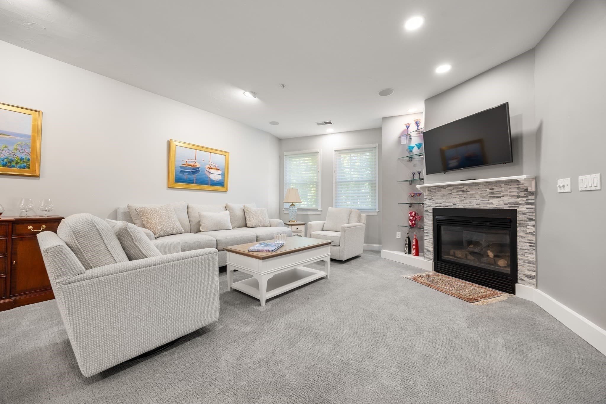 Condominium at 201 Victory Rd # 201, Quincy MA 02171, Quincy, photo 4 of 26