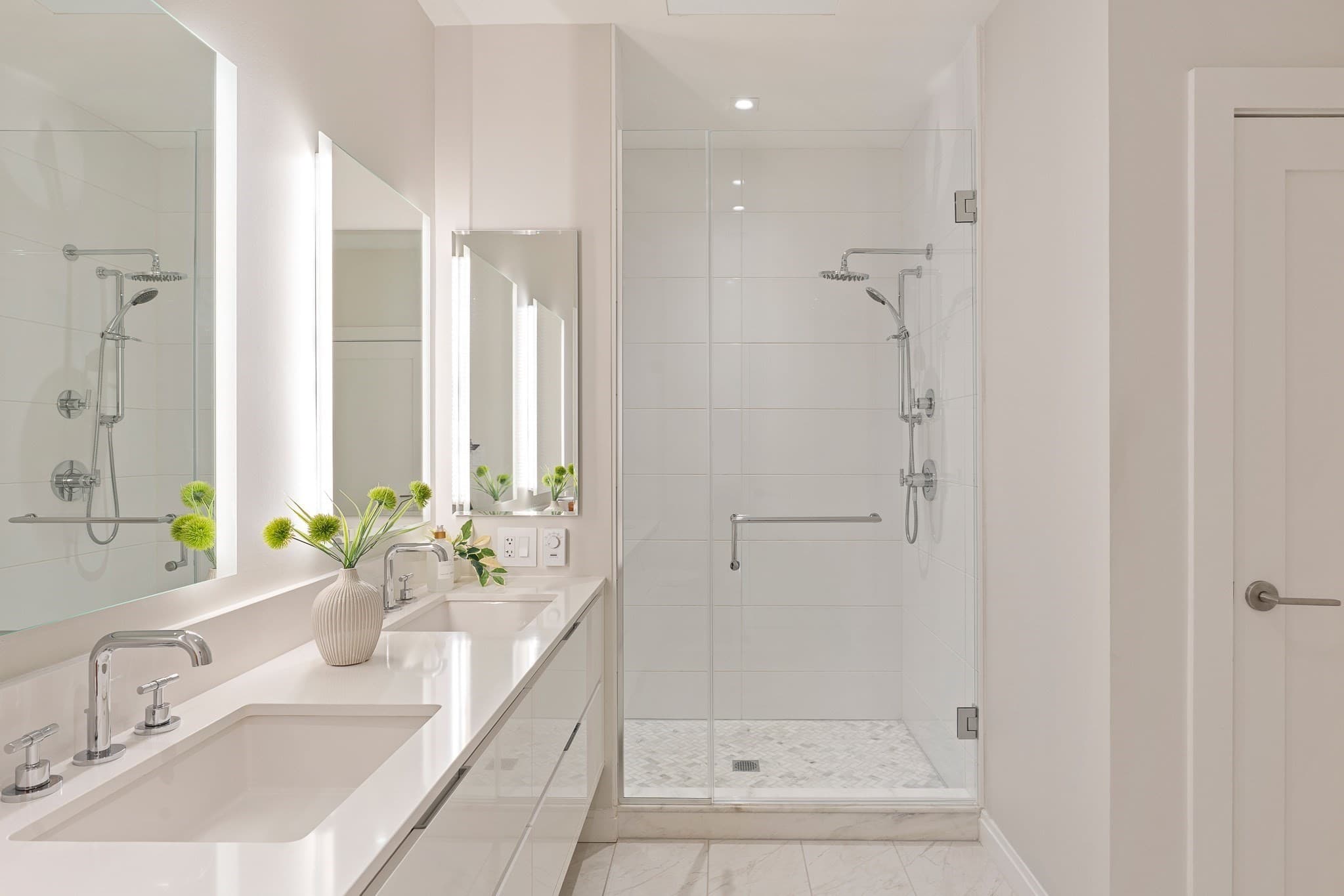 Condominium at 100 Shawmut Ave # 912, Boston MA 02118, photo 6 of 35