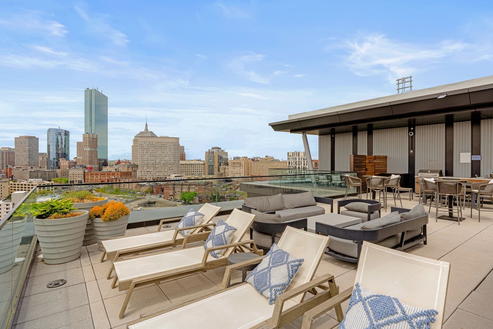 Condominium at 100 Shawmut Ave # 912, Boston MA 02118, photo 30 of 35