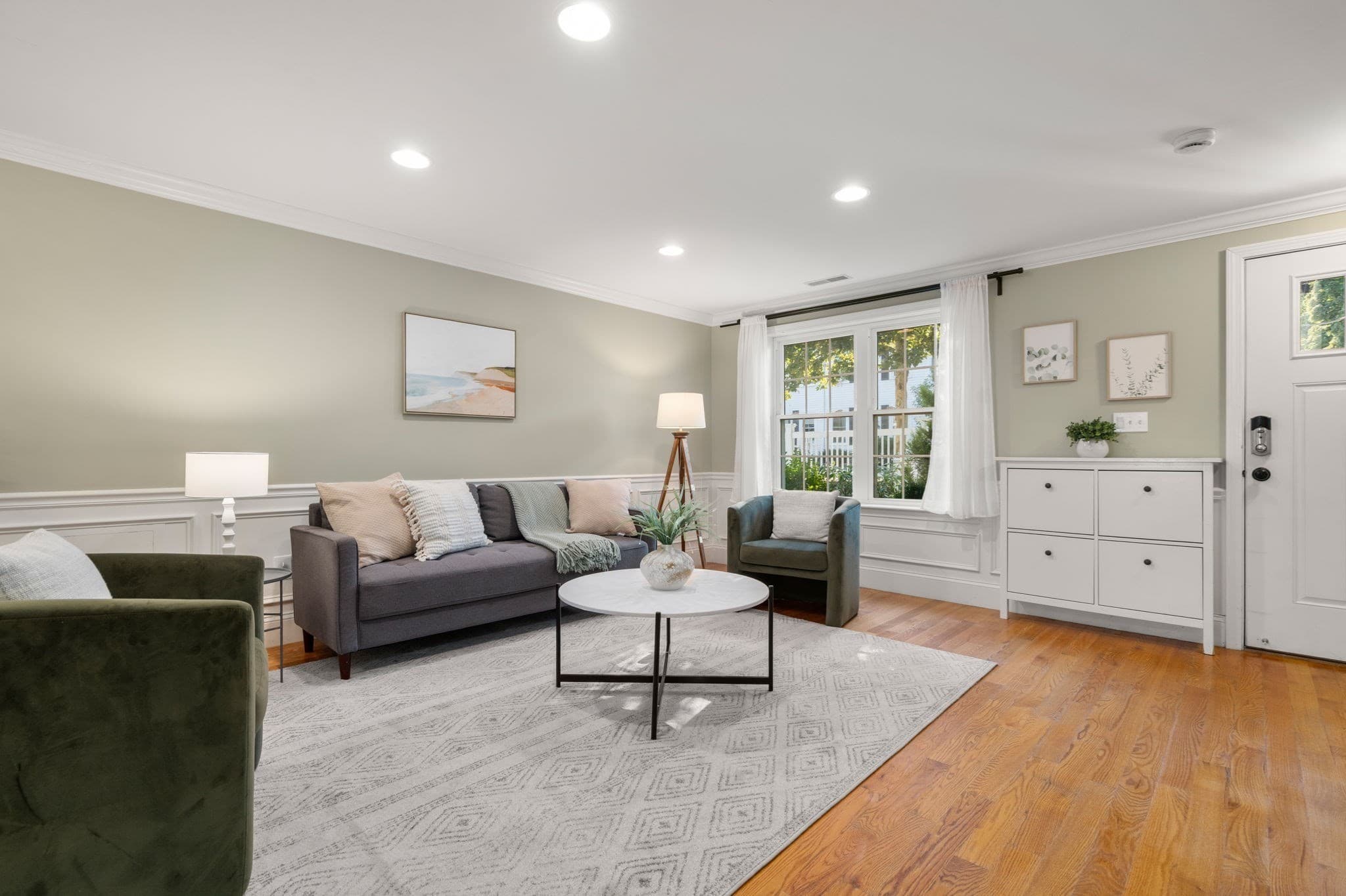 Condominium at 34 Park St # 34, Arlington MA 02474, Arlington, photo 2 of 26