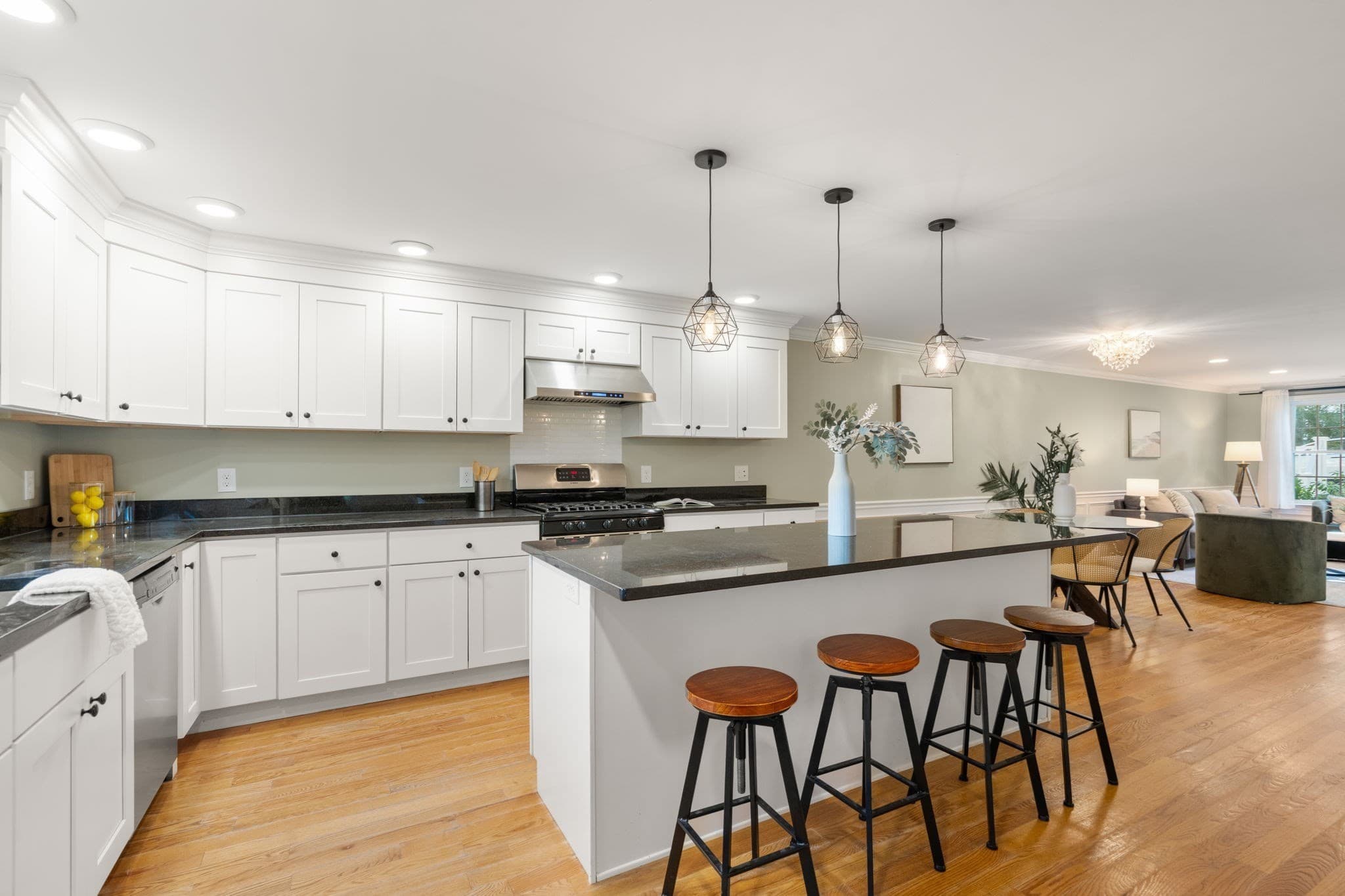 Condominium at 34 Park St # 34, Arlington MA 02474, Arlington, photo 7 of 26