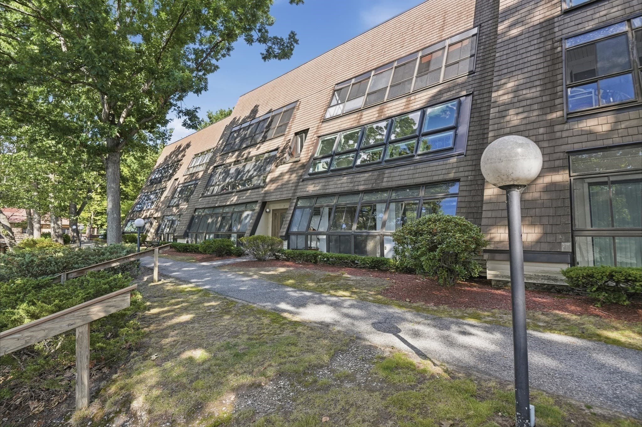 Condominium at 19 Eaglehead Terrace # 4, Shrewsbury MA 01545, Shrewsbury, photo 26 of 30